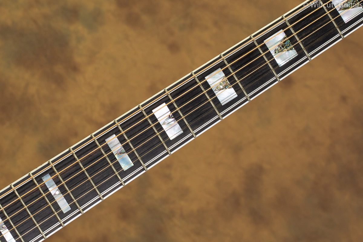 Guild D-55 Sunburst USED