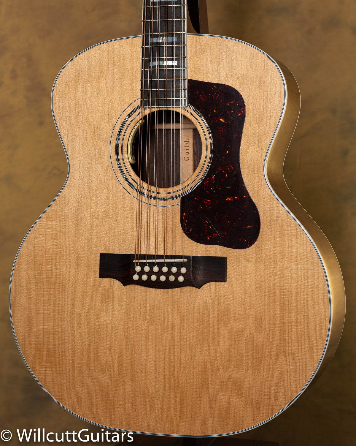 Guild F-512E 12 String Natural