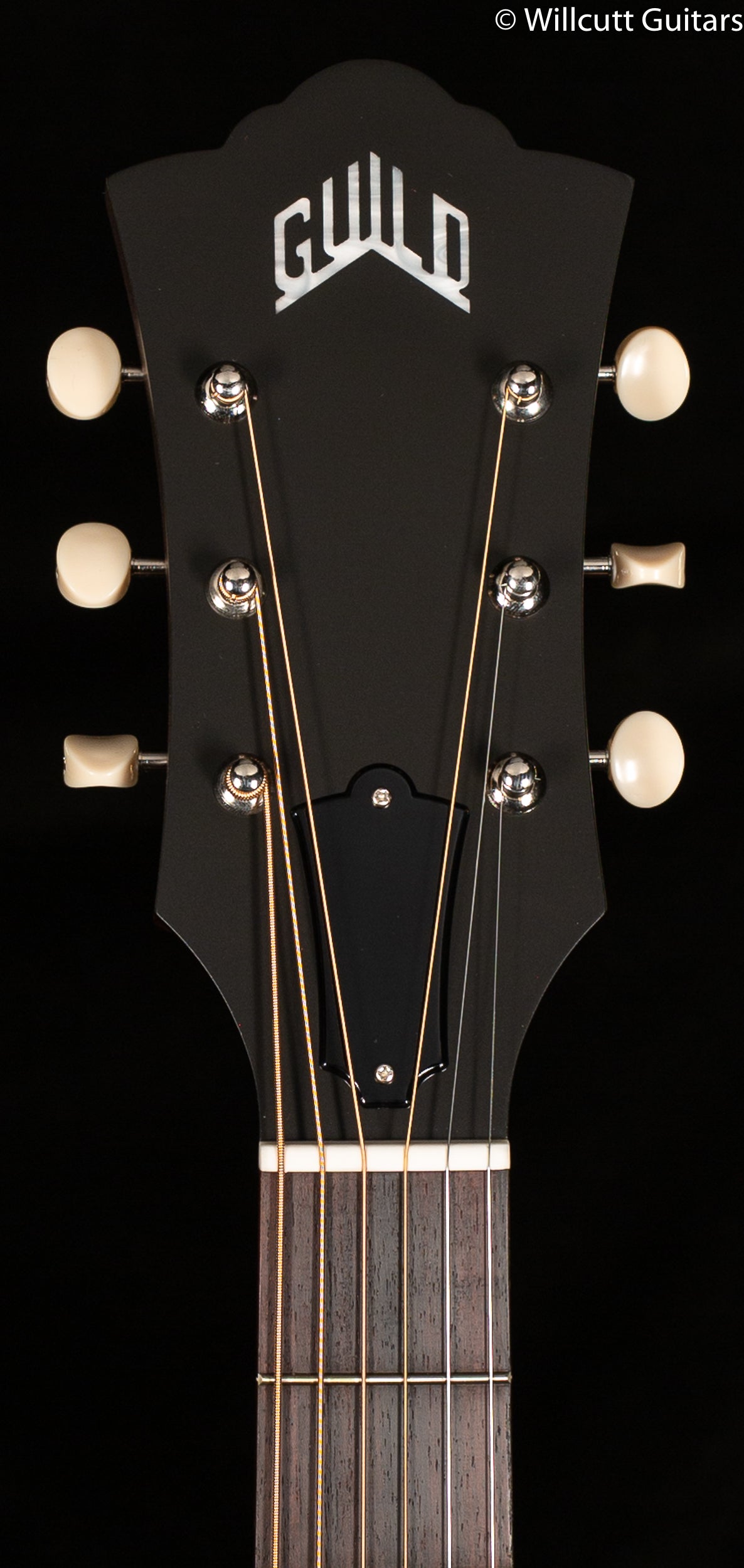 Guild D-40E Natural Sitka Mahogany (930)