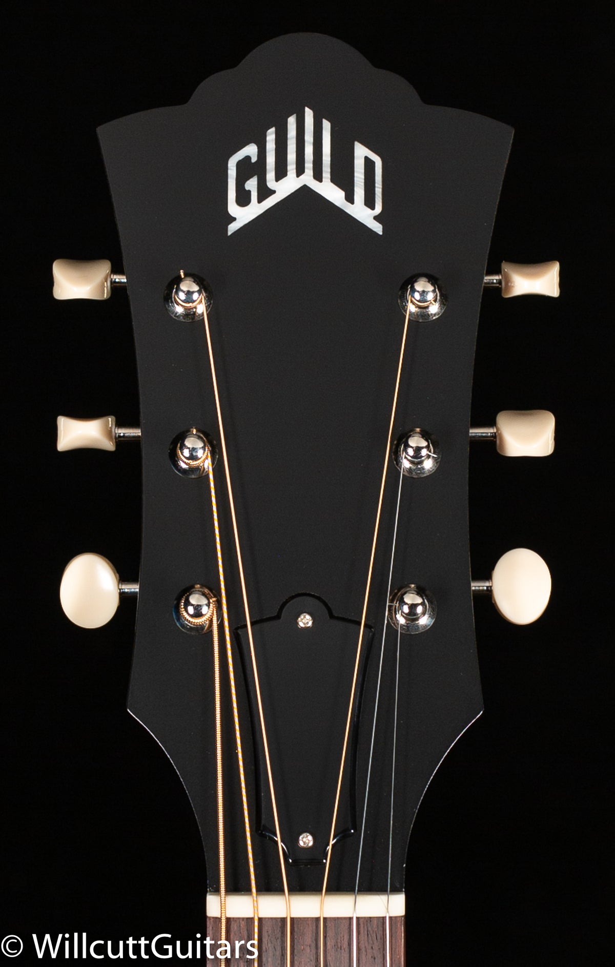 Guild D-40E Natural Sitka Mahogany (738)