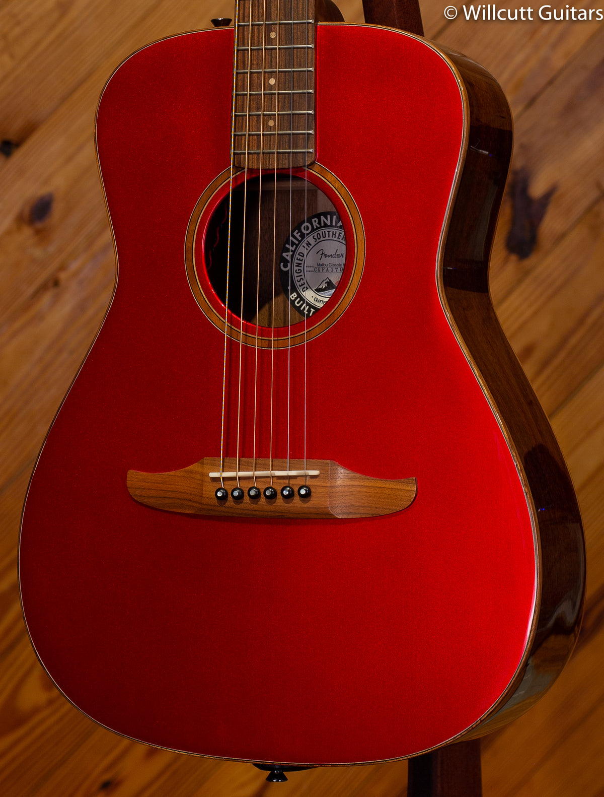 Fender Malibu Classic, Hot Rod Red Metallic w/bag DEMO