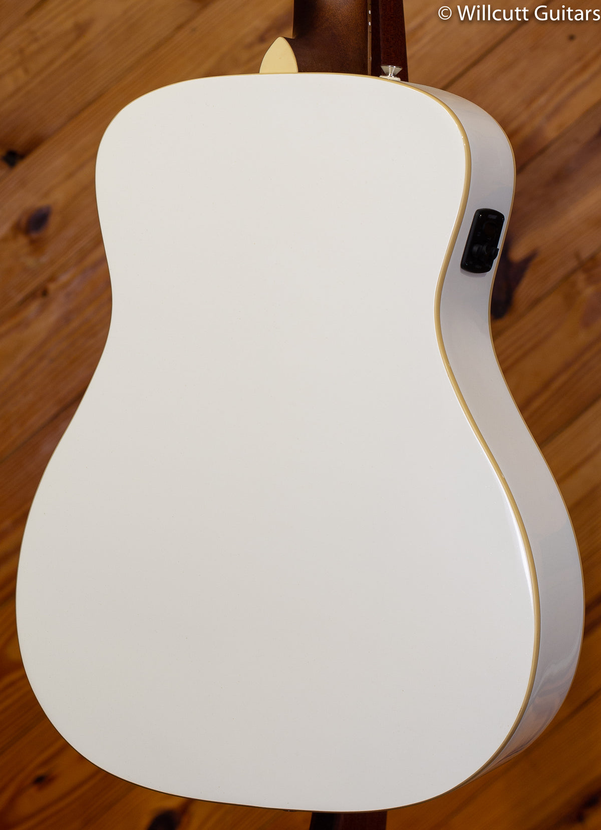 Fender Malibu Player, Arctic Gold DEMO