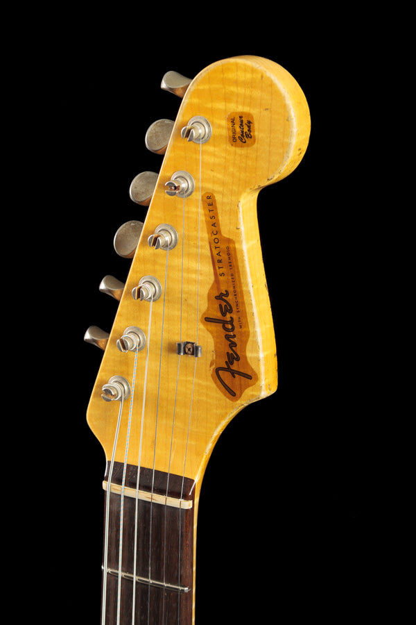 Fender Custom Shop 1960 Stratocaster® Relic Shoreline Gold over 3-Color Sunburst