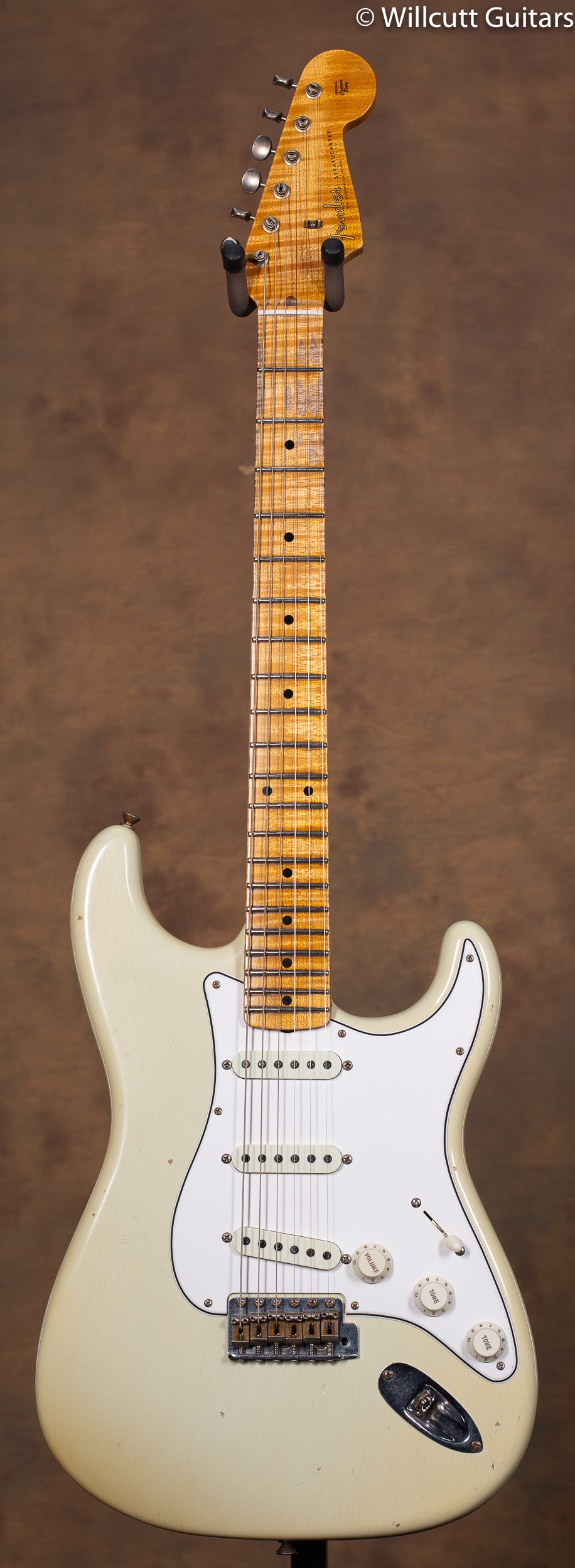 美品Fender Stratocaster アイボリー Fender Stratocaster アイボリー