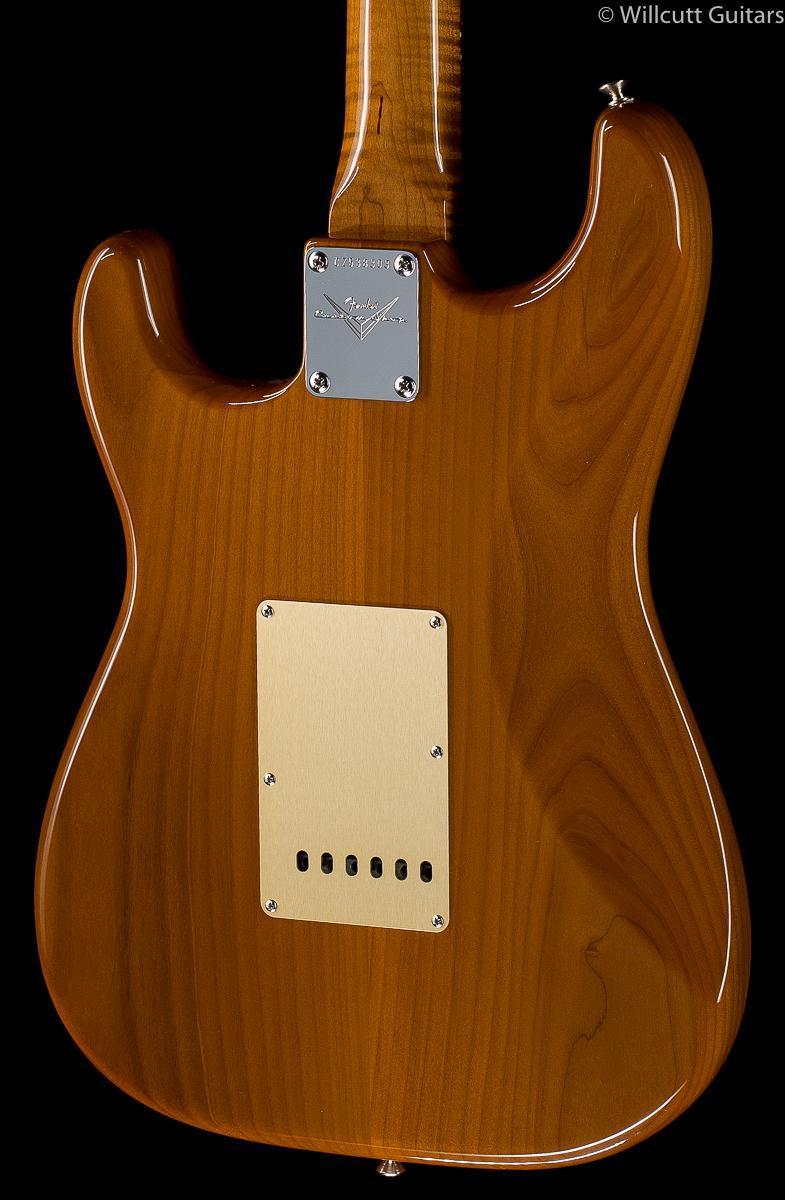 fender-custom-shop-artisan-spalted-maple-stratocaster-303