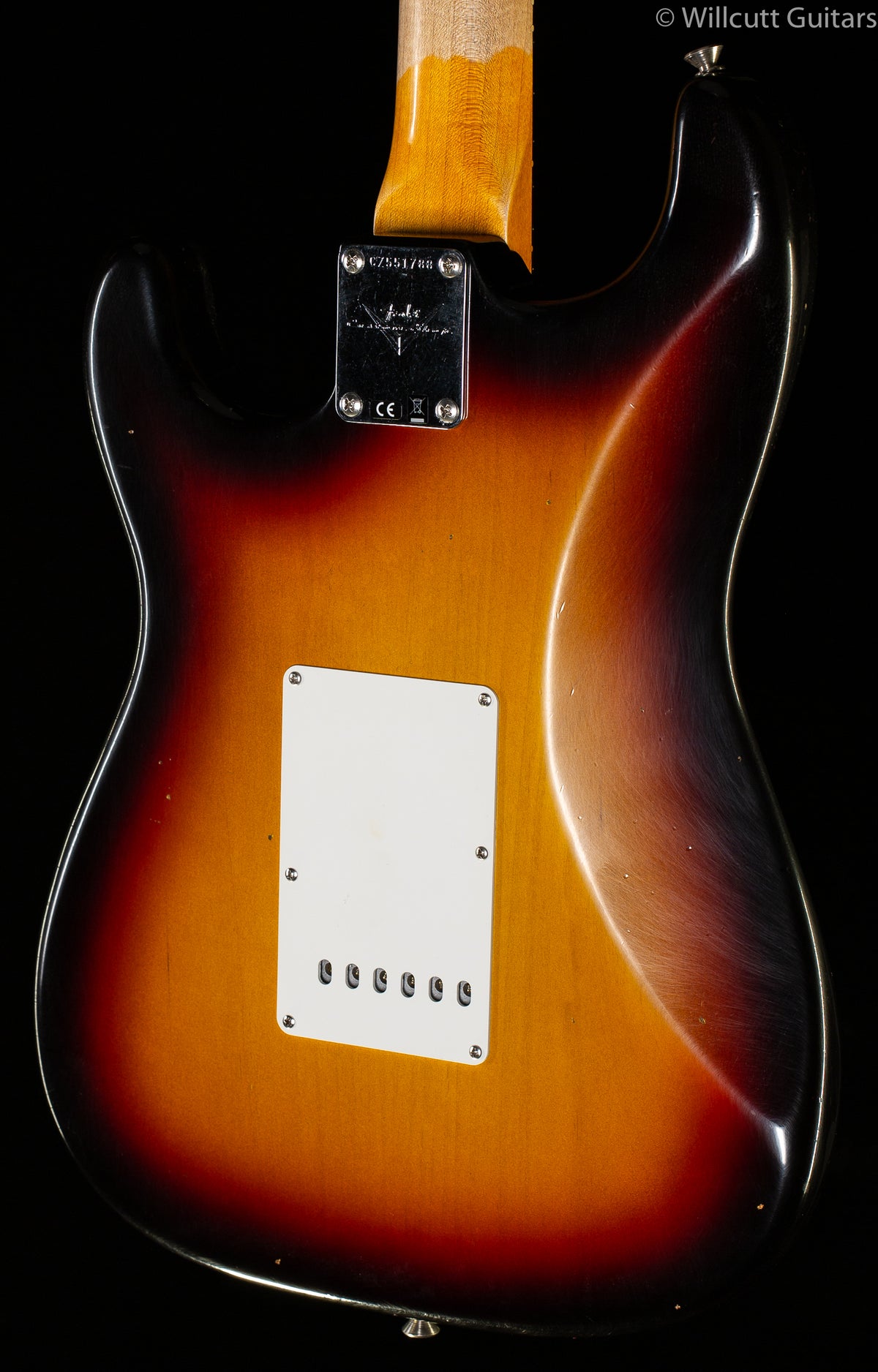 Fender Custom Shop 1963 Stratocaster Journeyman Relic with Closet Classic Hardware Rosewood Fingerboard 3-Color Sunburst