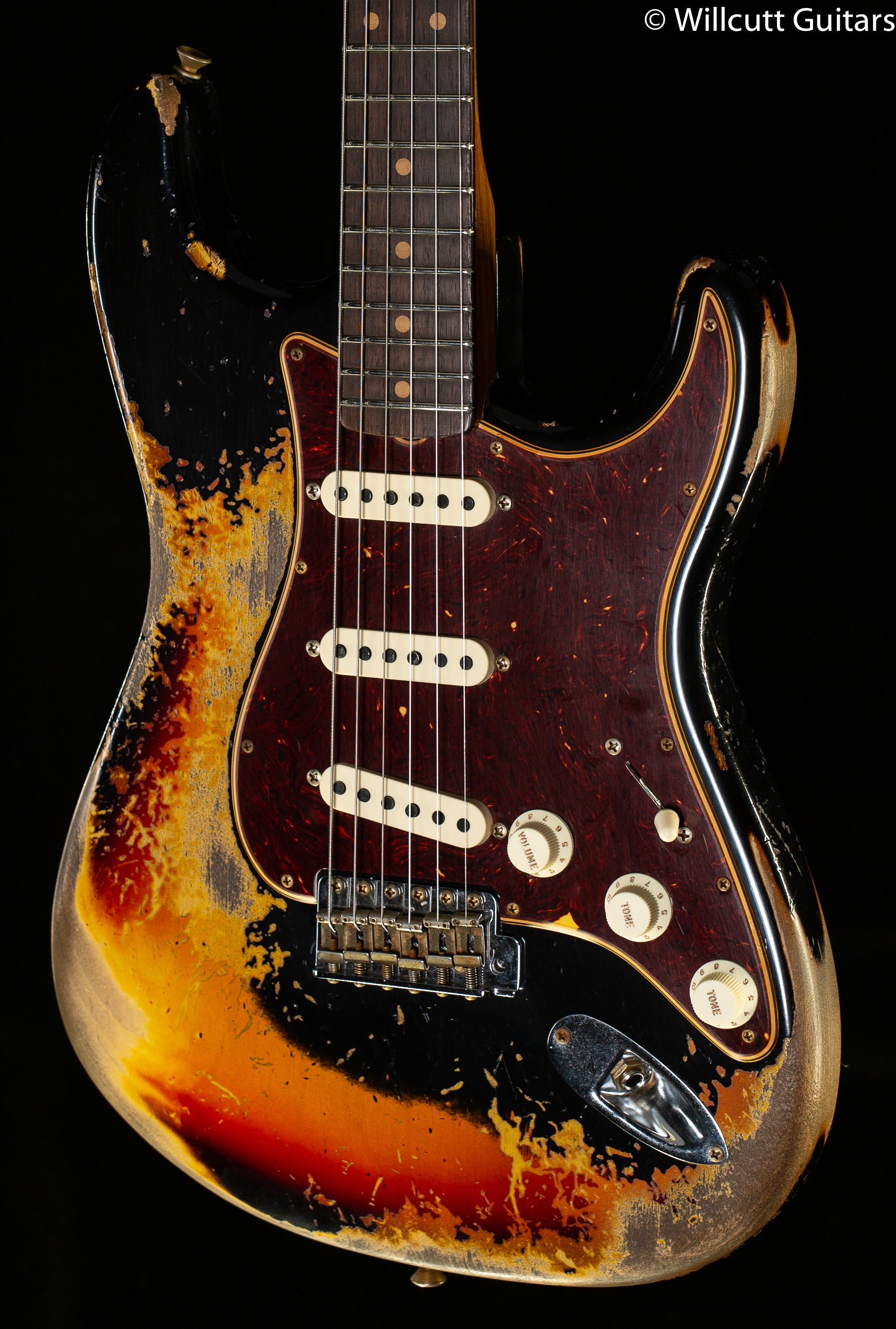 Fender Custom Shop LTD Roasted 1961 Stratocaster Super Heavy Relic Bla -  Willcutt Guitars