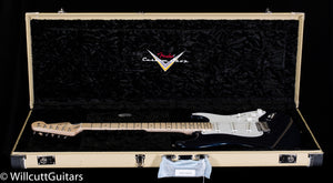 Fender Custom Shop Eric Clapton Signature Stratocaster, Maple Fingerboard, Midnight Blue (298)