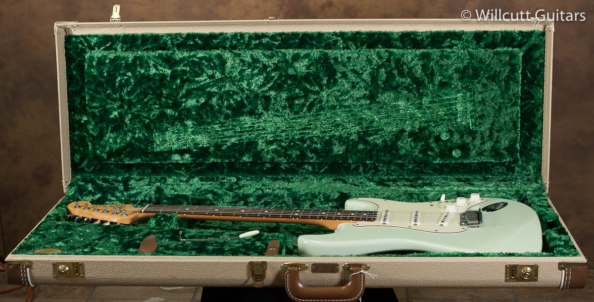 Fender 1984 Stratocaster Sonic Blue 69 Custom Shop Pickups USED