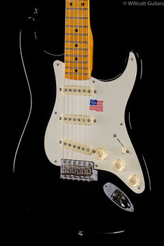 Fender Eric Johnson Stratocaster Black Maple (975) - Willcutt Guitars
