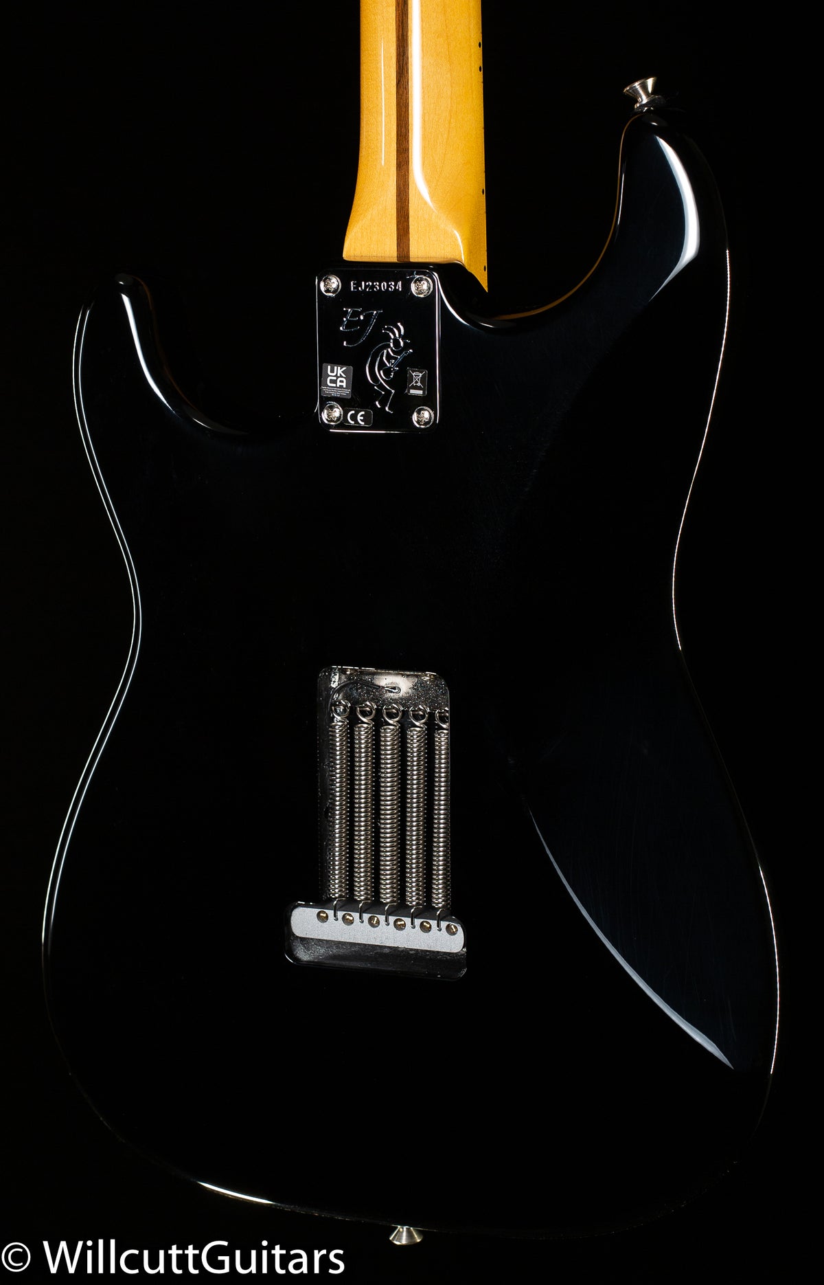 Fender Eric Johnson Stratocaster, Maple Fingerboard, Black (034)