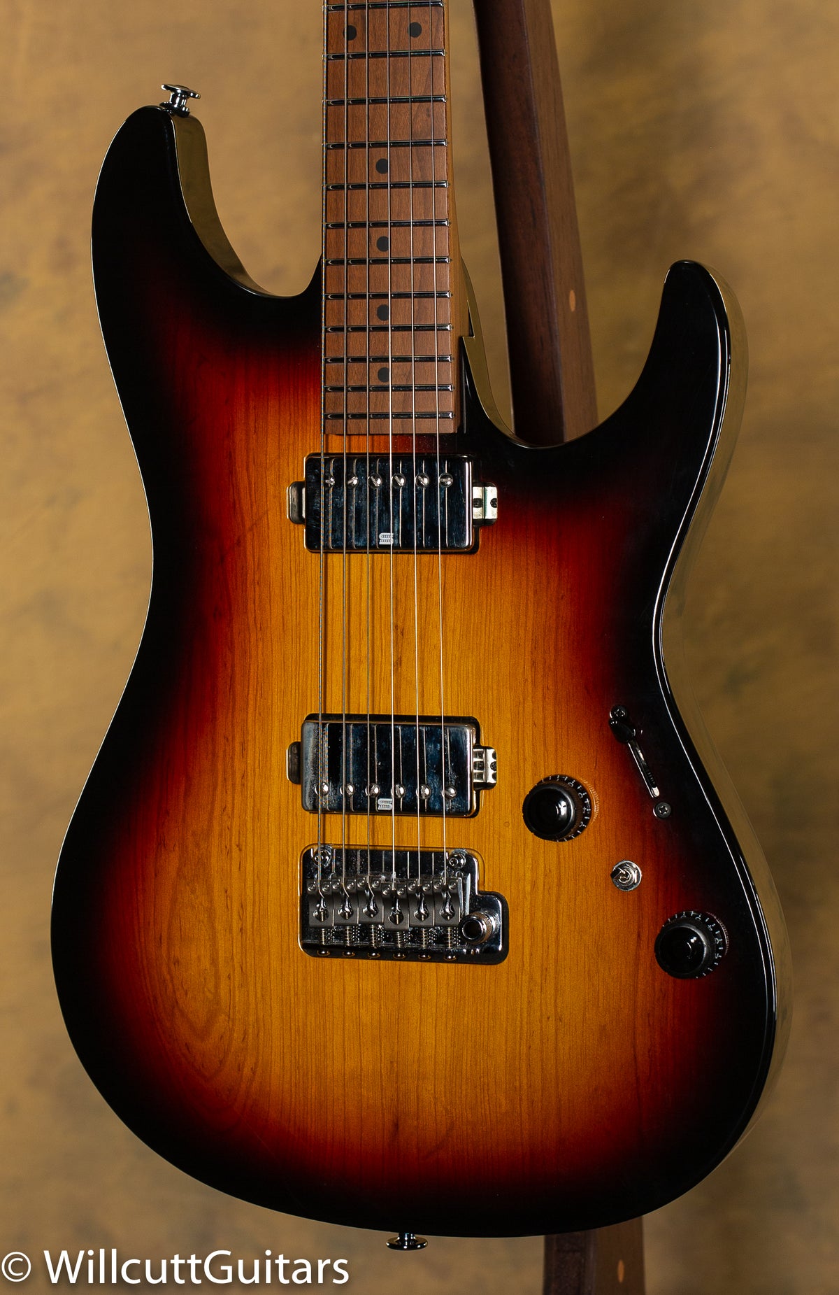 Ibanez AT2202A-TFB Prestige Tri Fade Burst