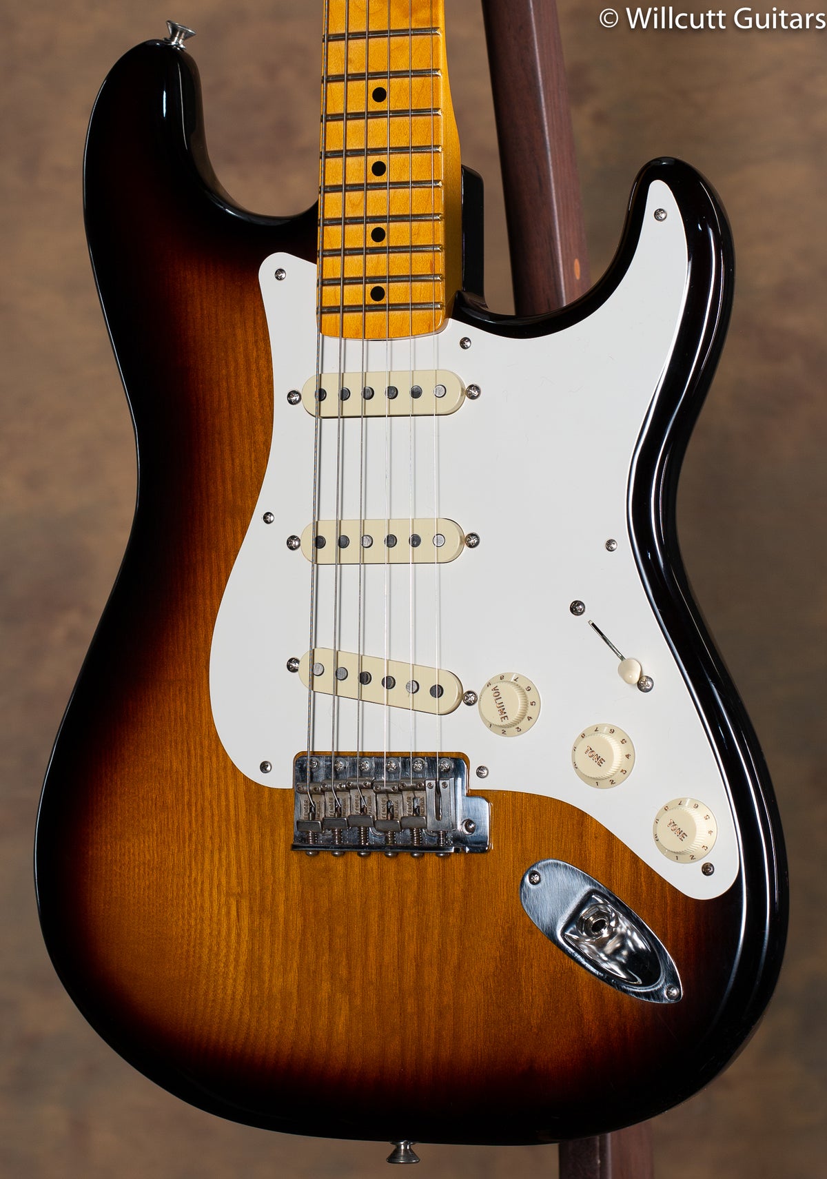 Fender Eric Johnson 1954 Virginia Stratocaster Sunburst