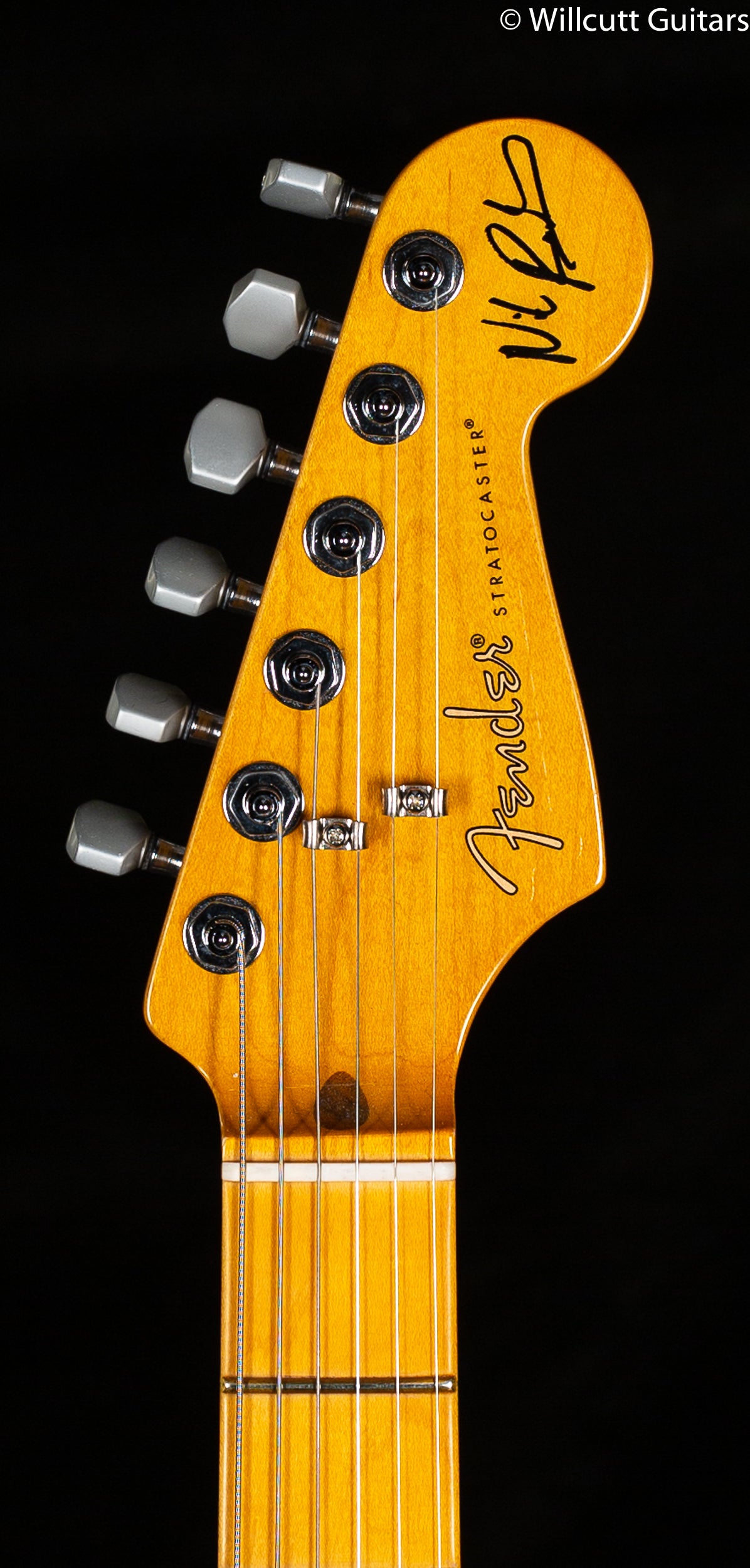 Fender Nile Rodgers Hitmaker Stratocaster Maple Fingerboard Olympic White (644)