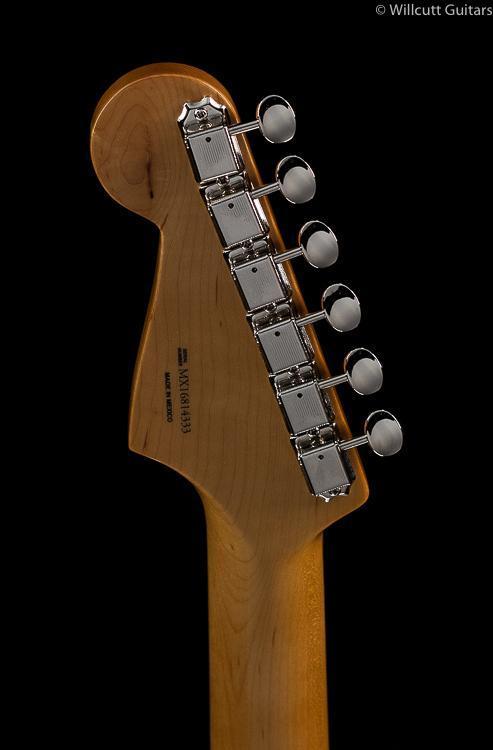 fender-classic-series-60s-stratocaster-candy-apple-red-333