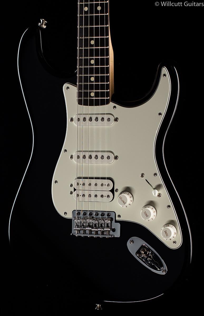 fender-standard-stratocaster-hss-black-340