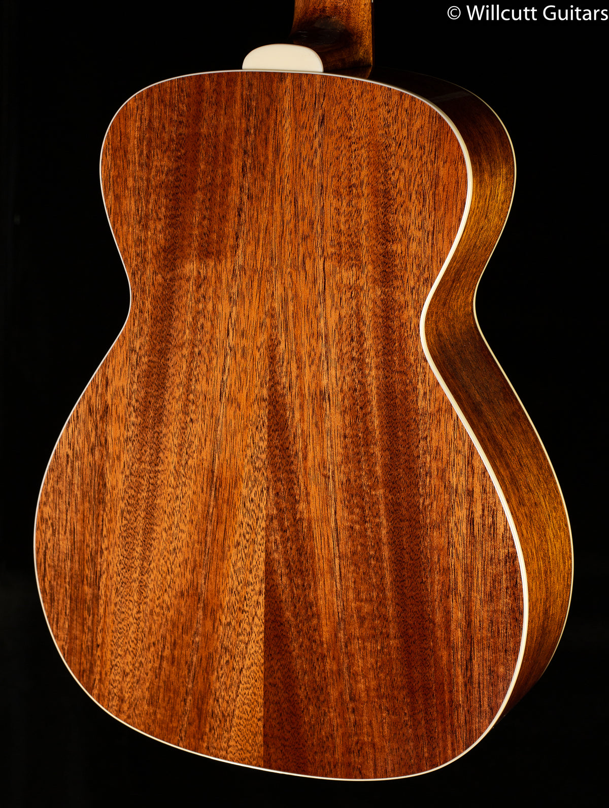 Guild M-140 Natural