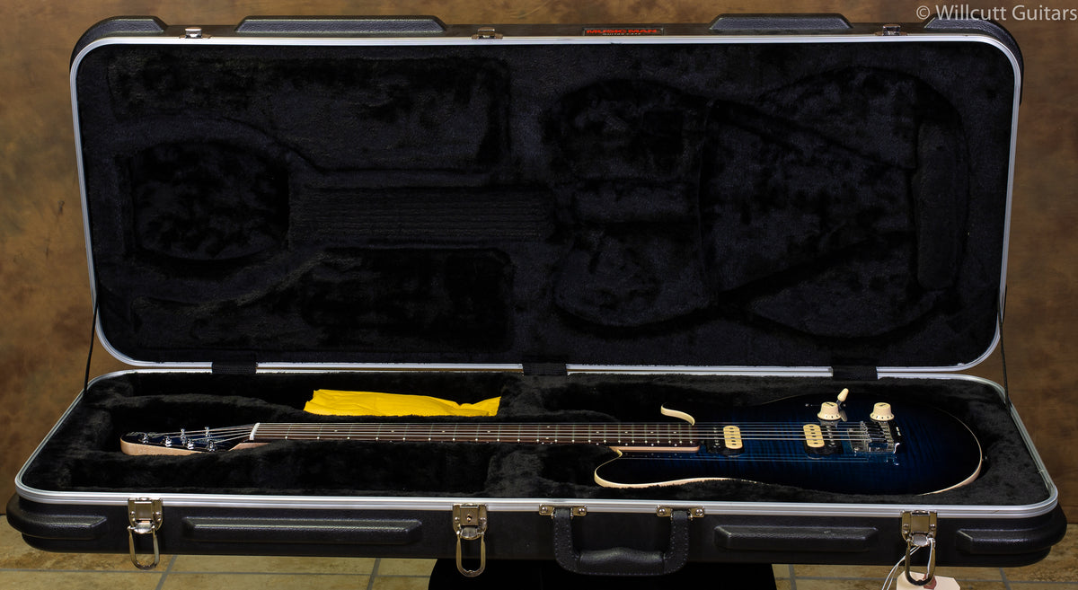 Ernie Ball Music Man Axis SS Pacific Blue Burst Hardtail USED