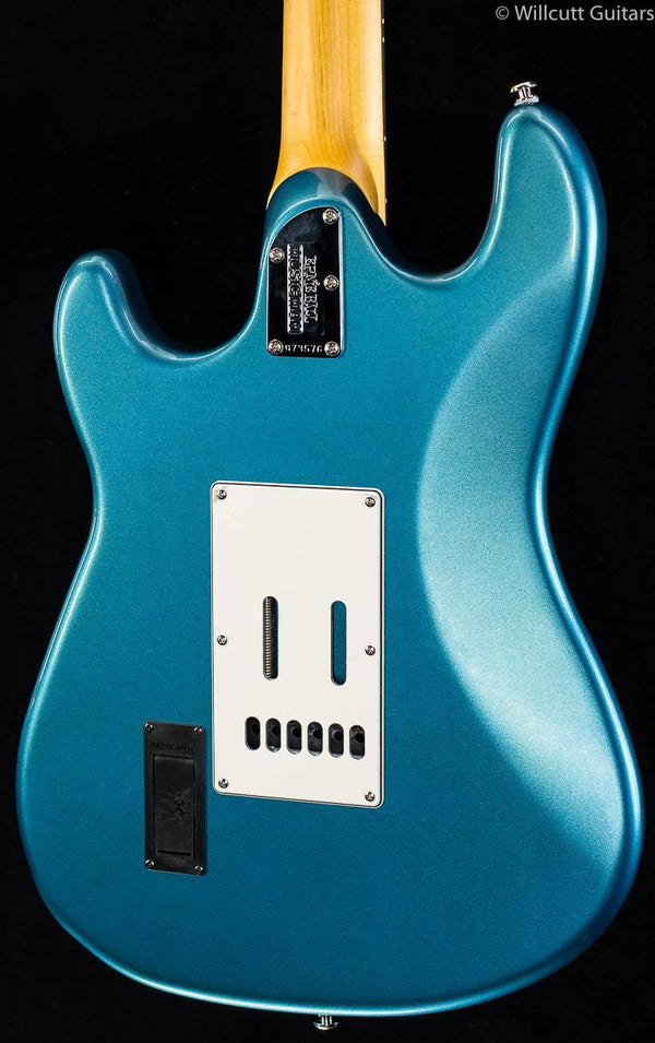 Ernie Ball Music Man Cutlass Trem Vintage Turquoise USED (576