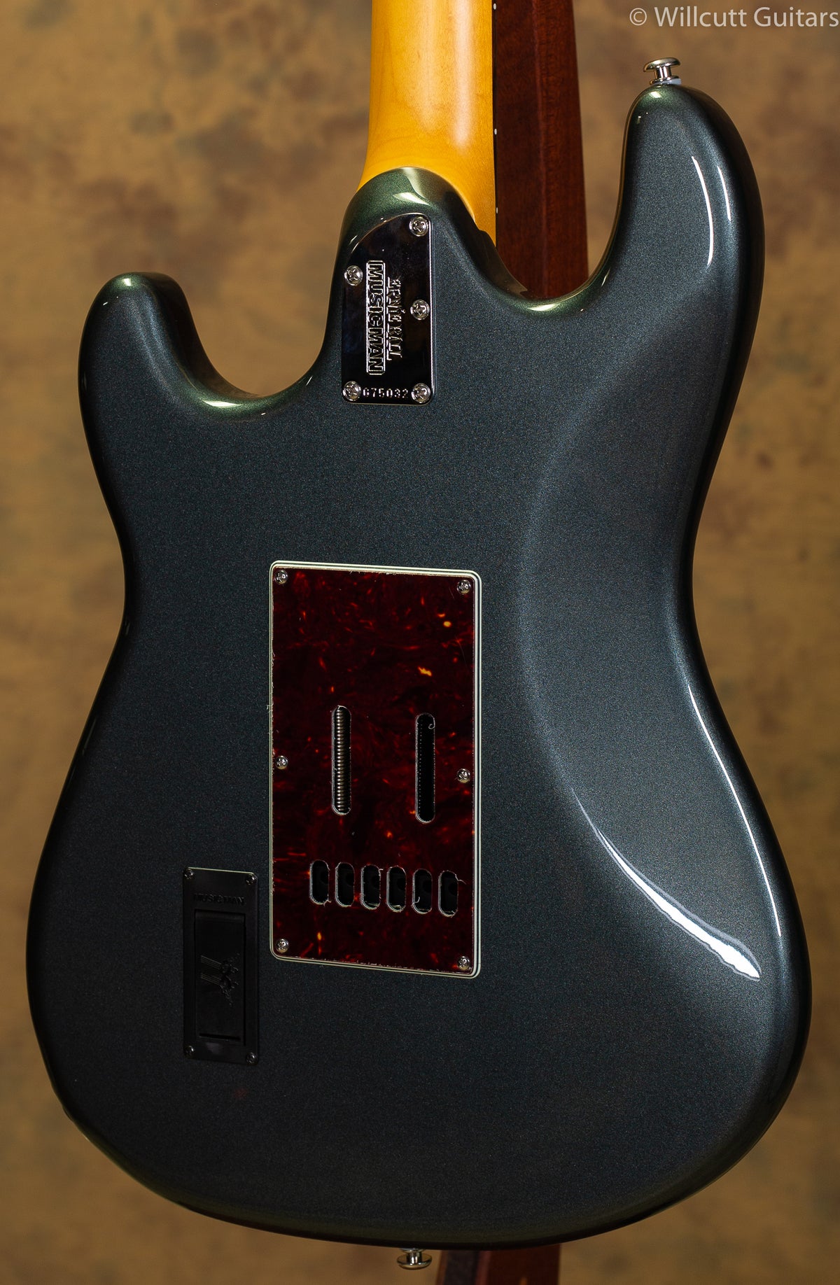 Ernie Ball Music Man Cutlass Charcoal Frost DEMO