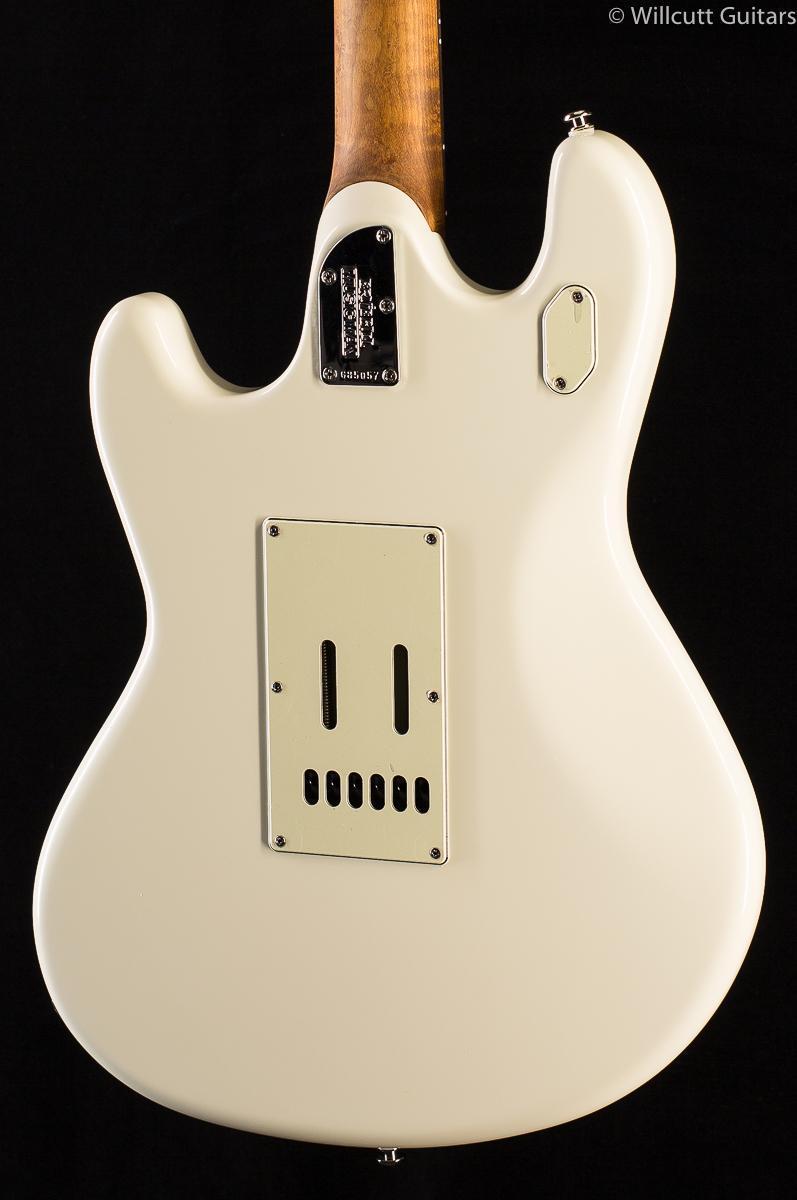 ernie-ball-music-man-stingray-sr-hh-ivory-white-057