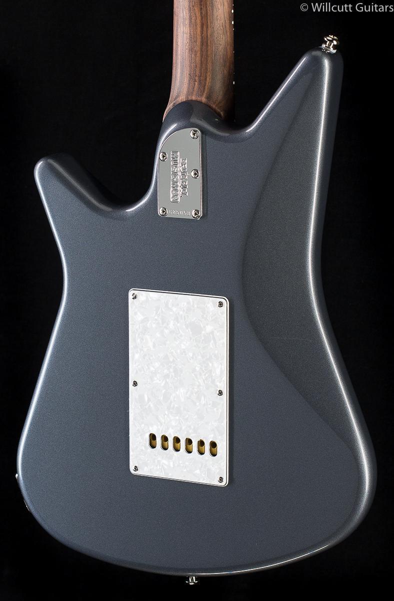 ernie-ball-music-man-albert-lee-hh-charcoal-frost-trem-058