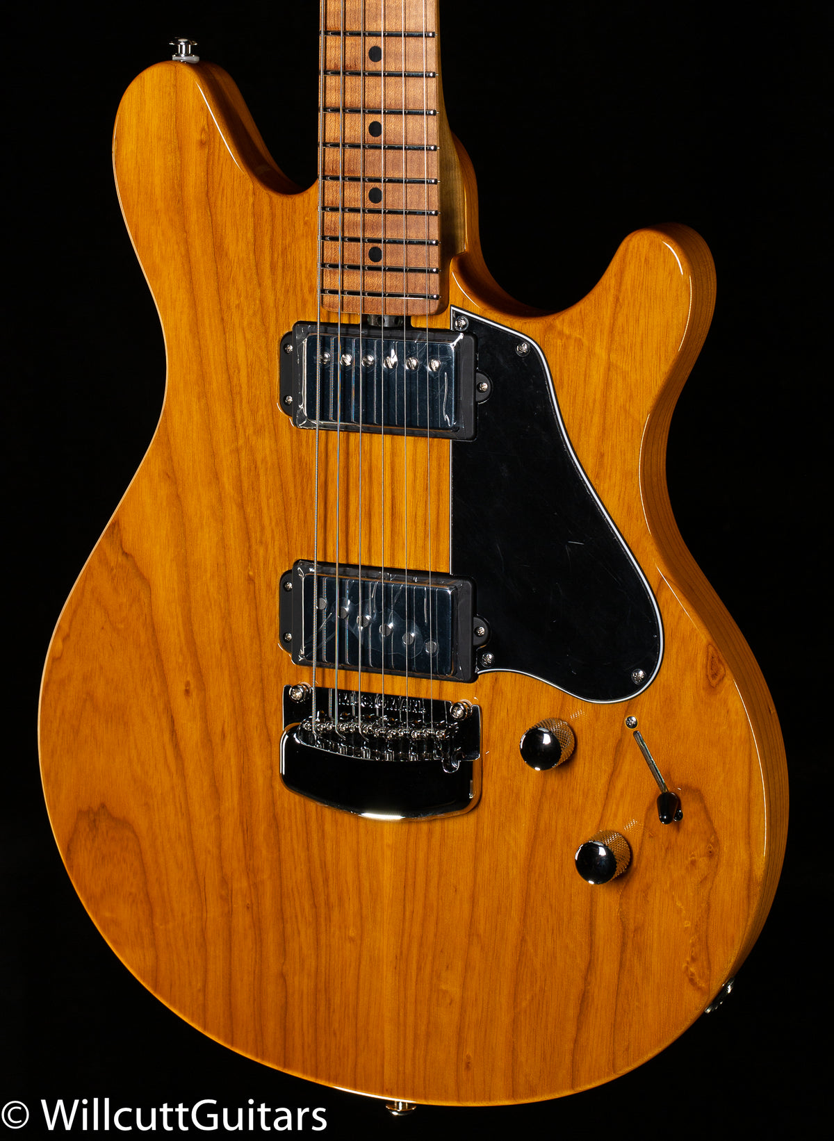 Ernie Ball Music Man Valentine Classic Natural Tremolo