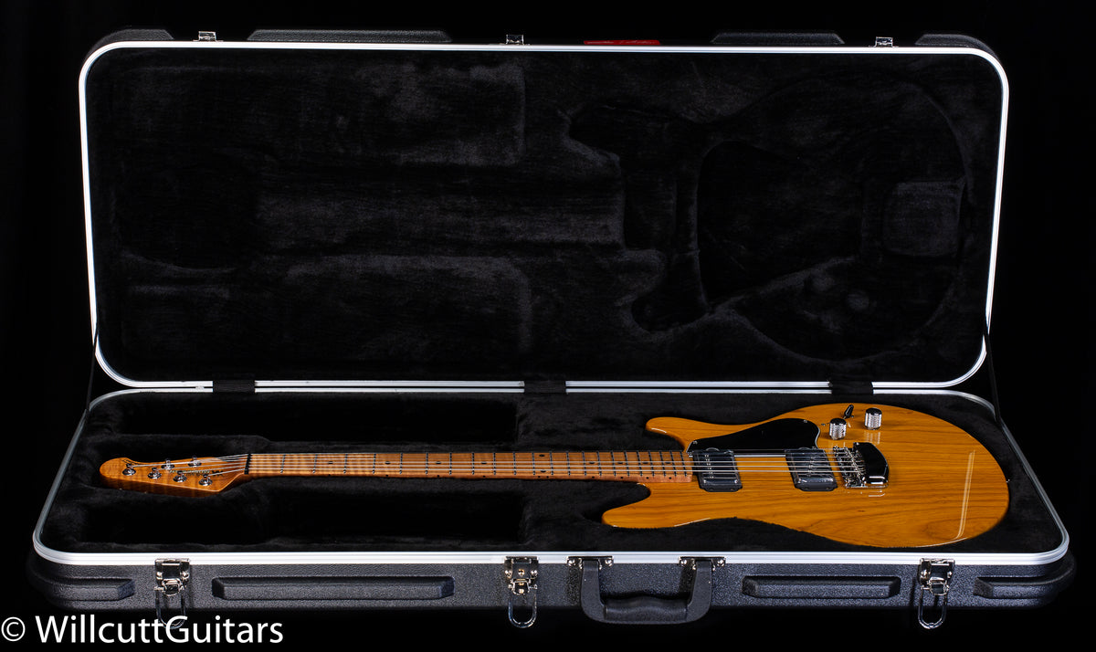 Ernie Ball Music Man Valentine Classic Natural Tremolo