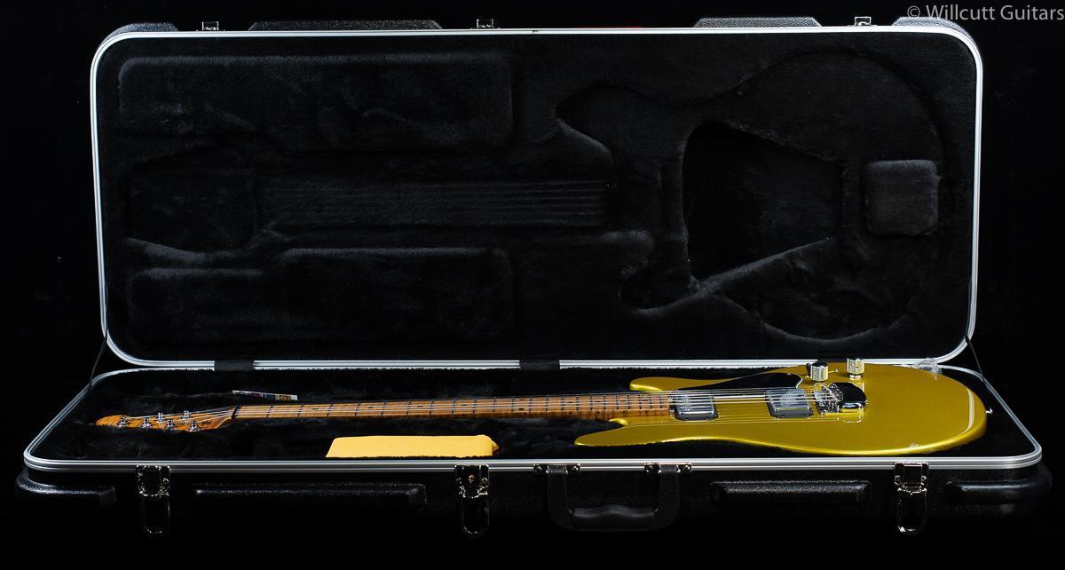 ernie-ball-music-man-valentine-saturn-gold-430