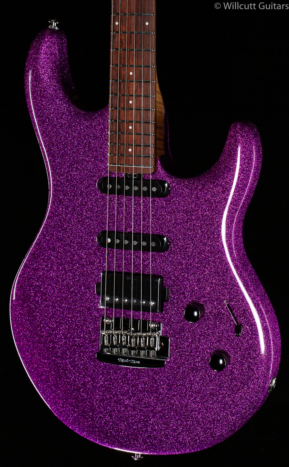 Ernie Ball Music Man Luke III HSS Fuschia Sparkle