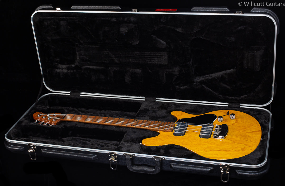 Ernie Ball Music Man Valentine Classic Natural Tremolo