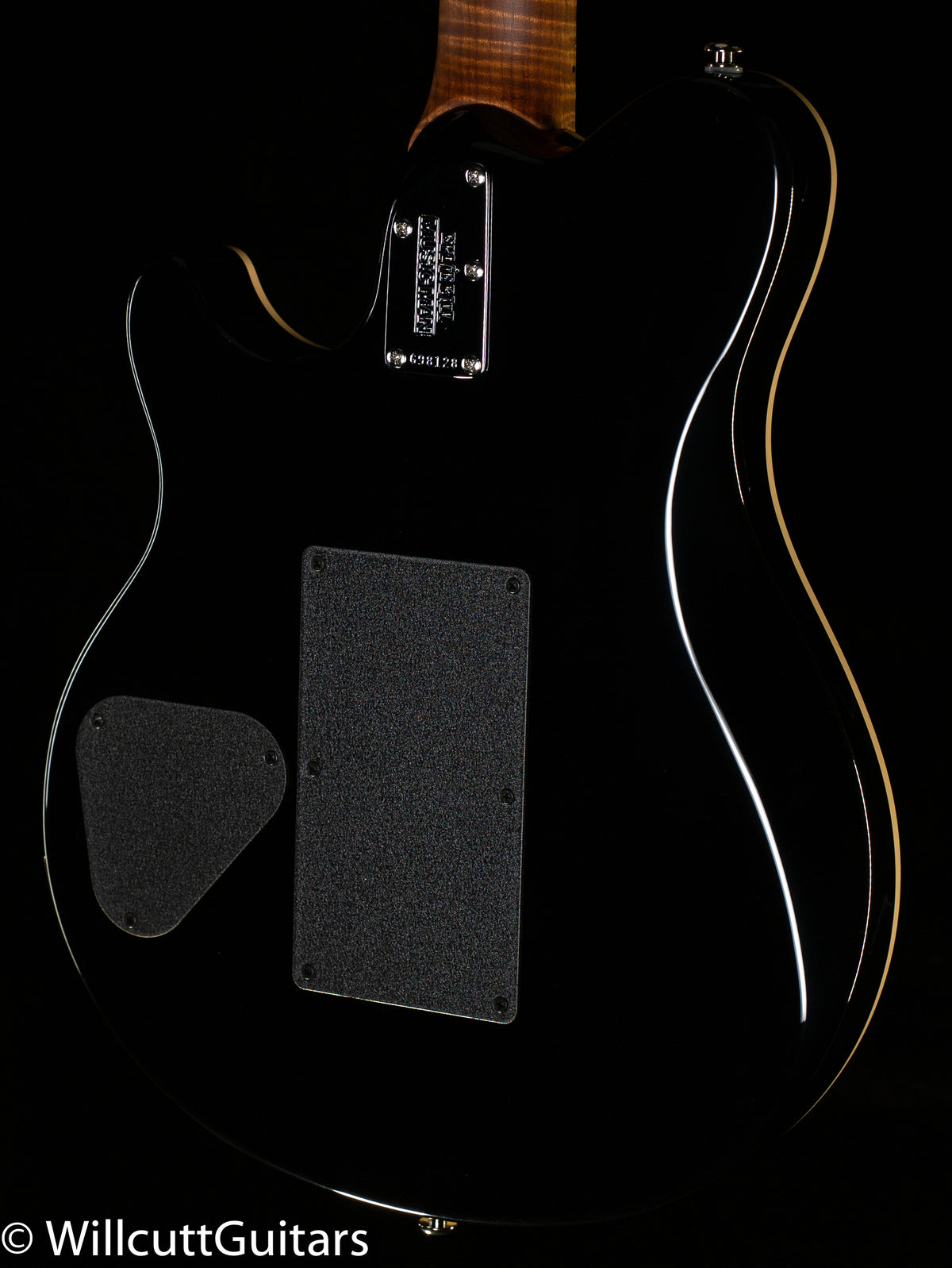 Ernie Ball Music Man Axis Yucatan Quilt