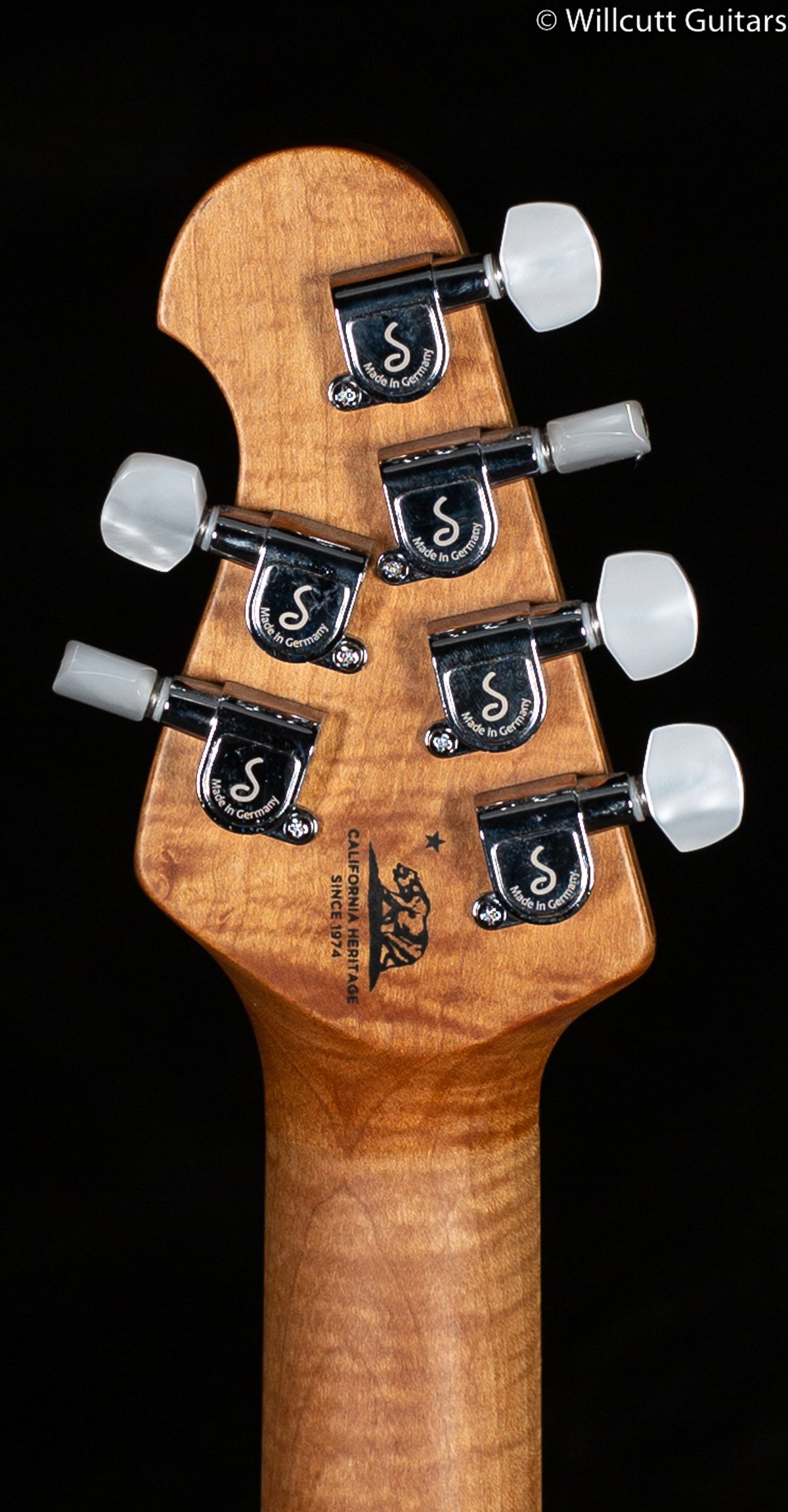 Ernie Ball Music Man Axis Yucatan Flame (302)