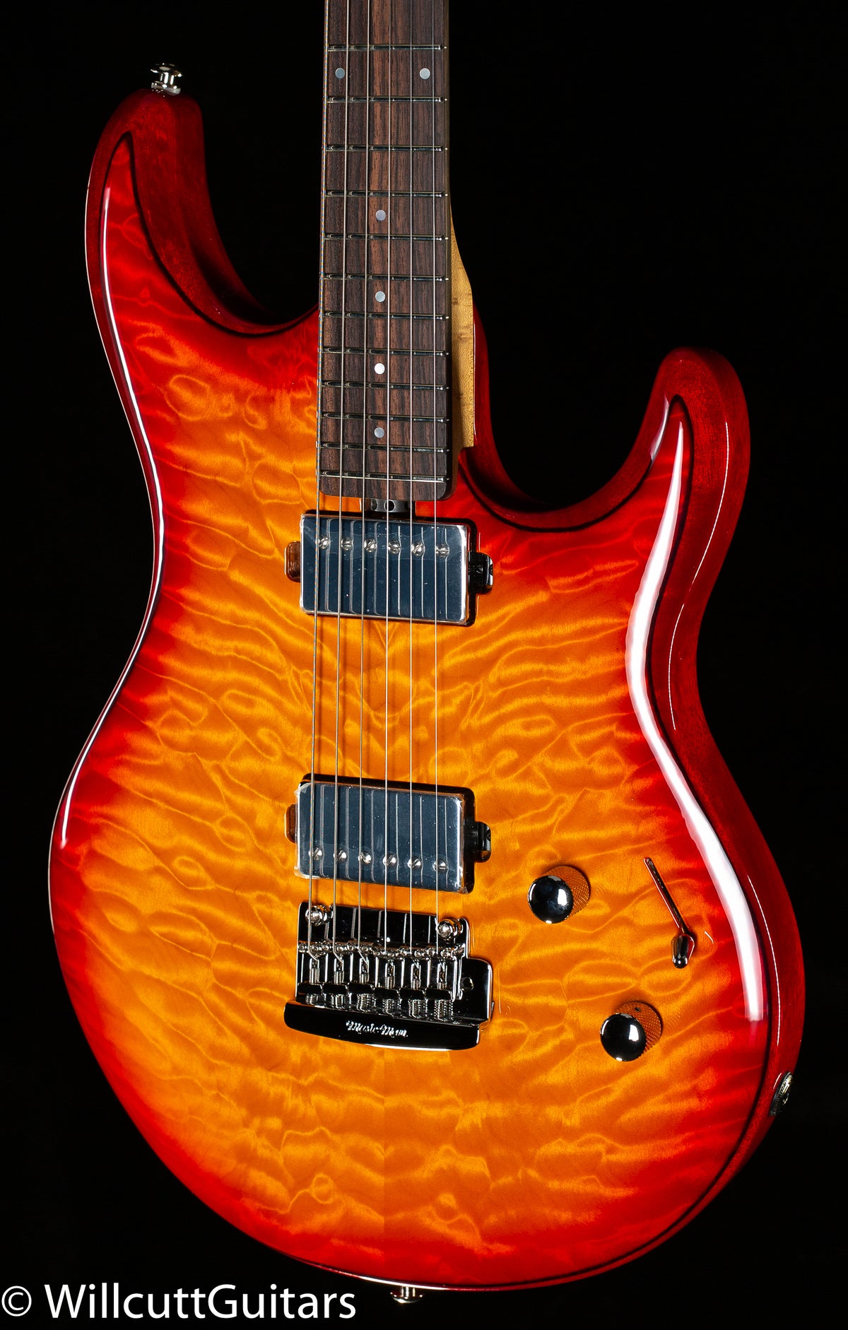 Ernie Ball Music Man Luke III HH Maple Top Cherry Burst Quilt