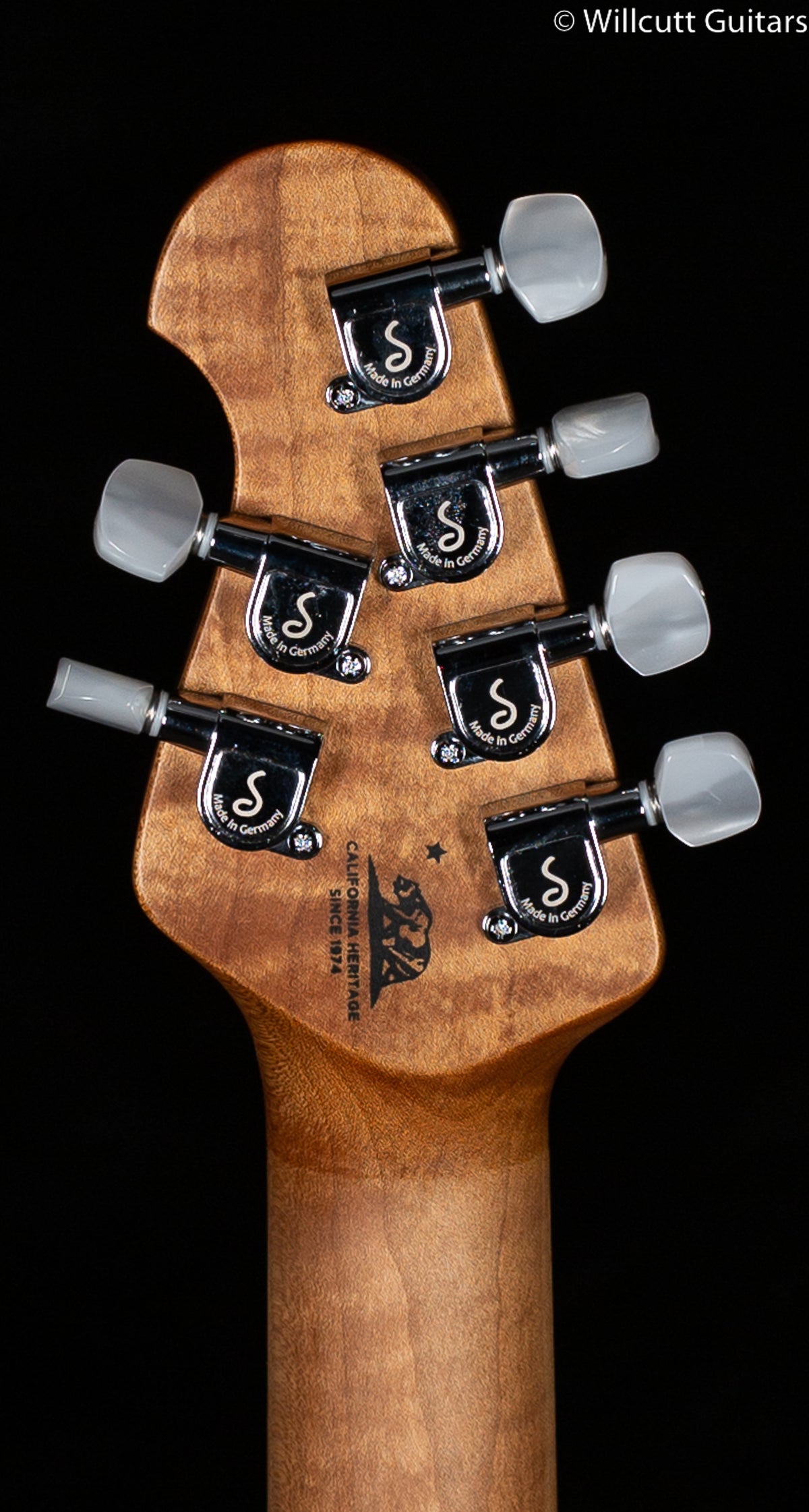 Ernie Ball Music Man Axis Yucatan Quilt (250)