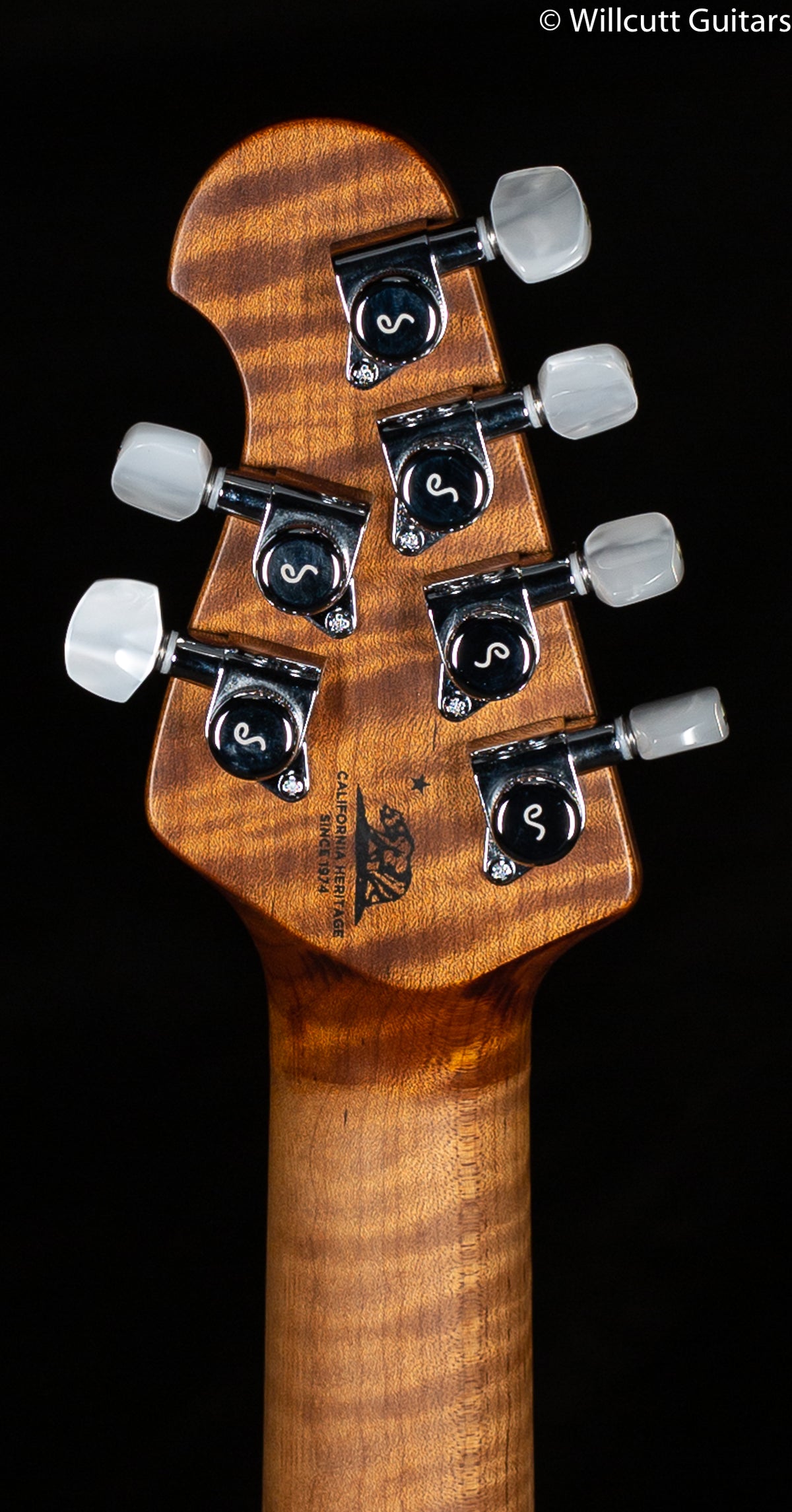 Ernie Ball Music Man Axis Super Sport Trem Yucatan Blue Flame