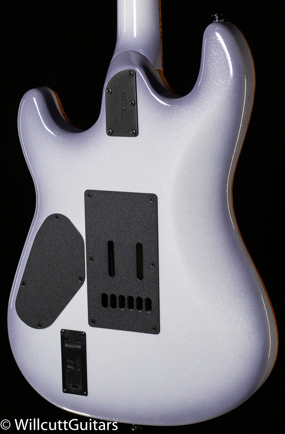 Ernie Ball Music Man Sabre HT Trem Snowy White (568)