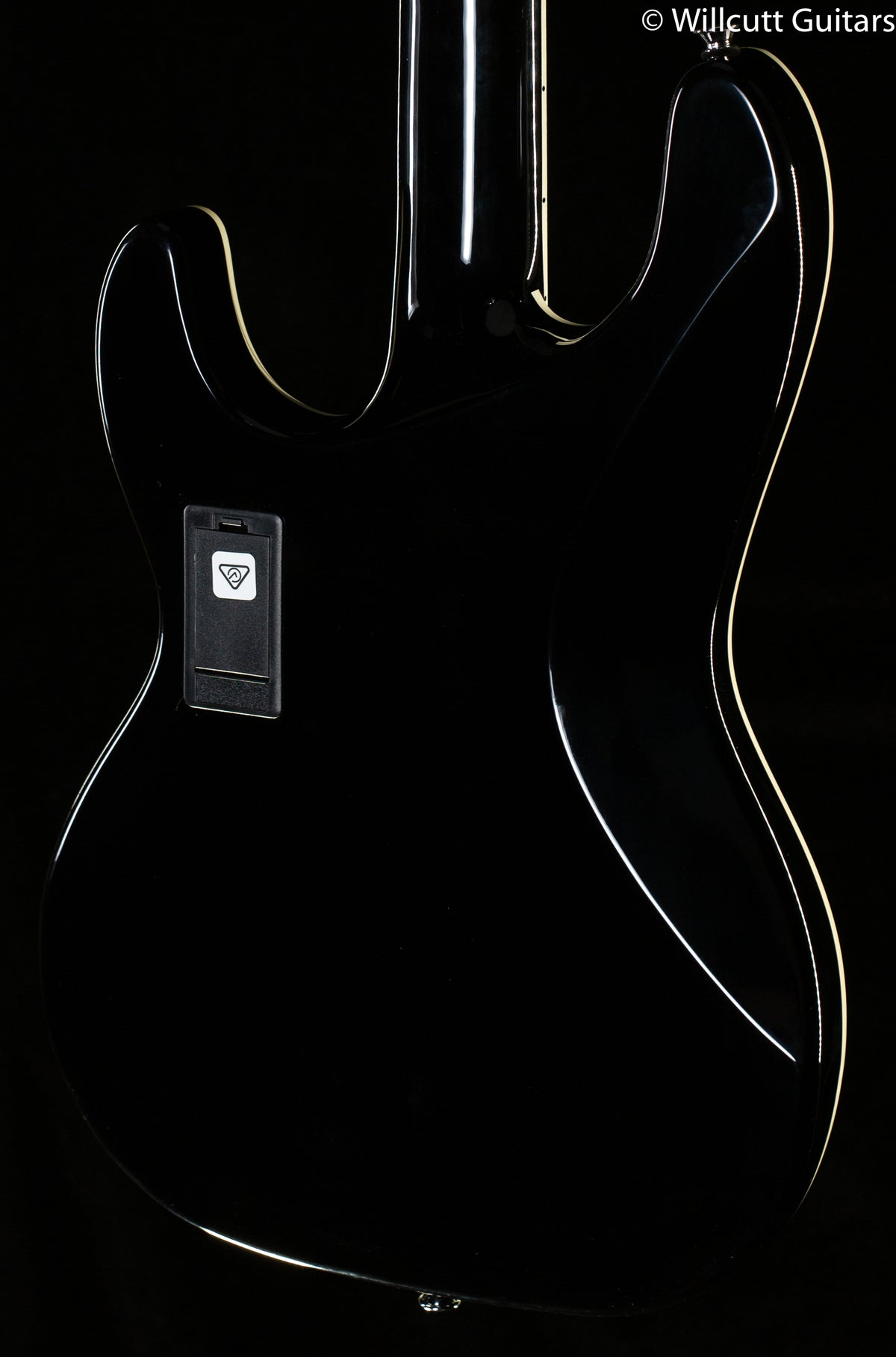 Jackson Series Concert Bass CBXNT DX IV Laurel Fingerboard Gloss Black Bass Guitar (182)