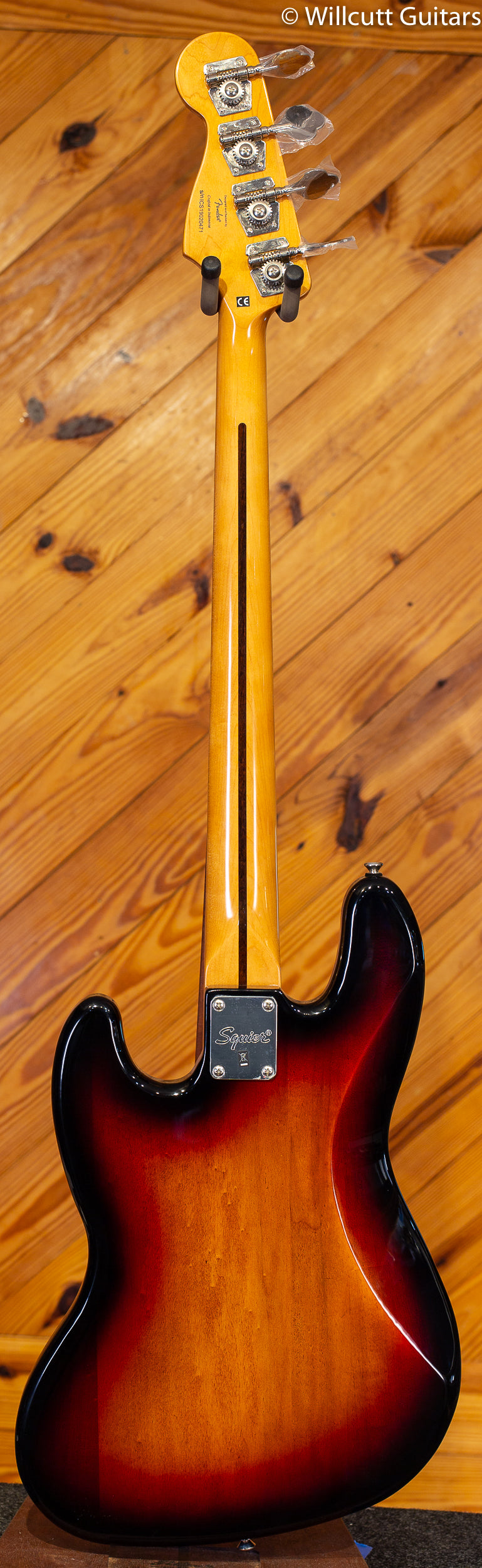 Squier Classic Vibe '60s Jazz Bass 3-Tone Sunburst demo Bass Guitar