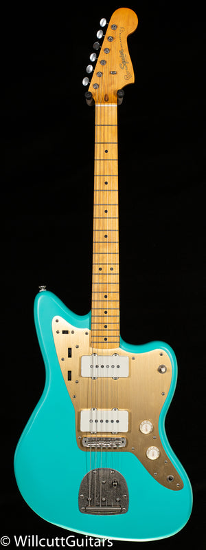 Squier 40th Anniversary Jazzmaster, Vintage Edition, Maple Fingerboard, Gold Anodized Pickguard, Satin Sea Foam Green (798)