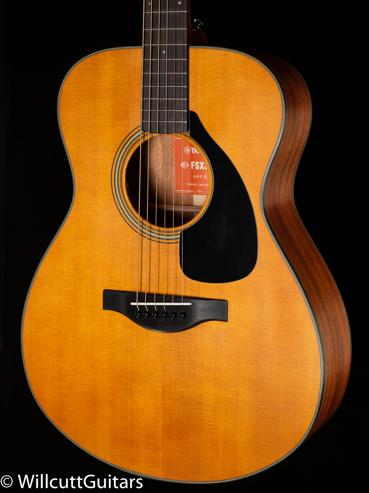 Yamaha FSX3 RED LABEL SMALL BODY GUITAR (095)