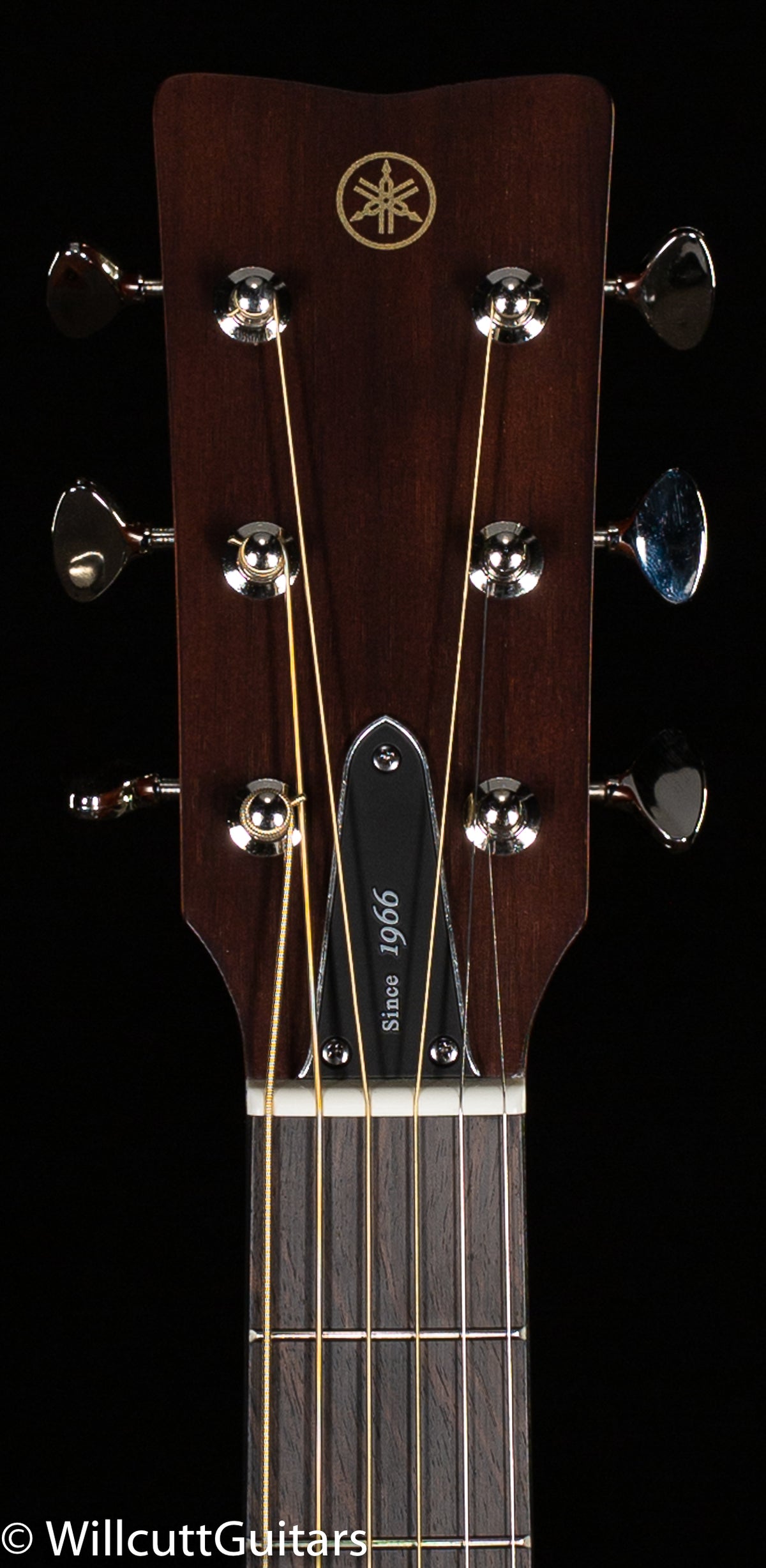 Yamaha FSX3 RED LABEL SMALL BODY GUITAR (095)