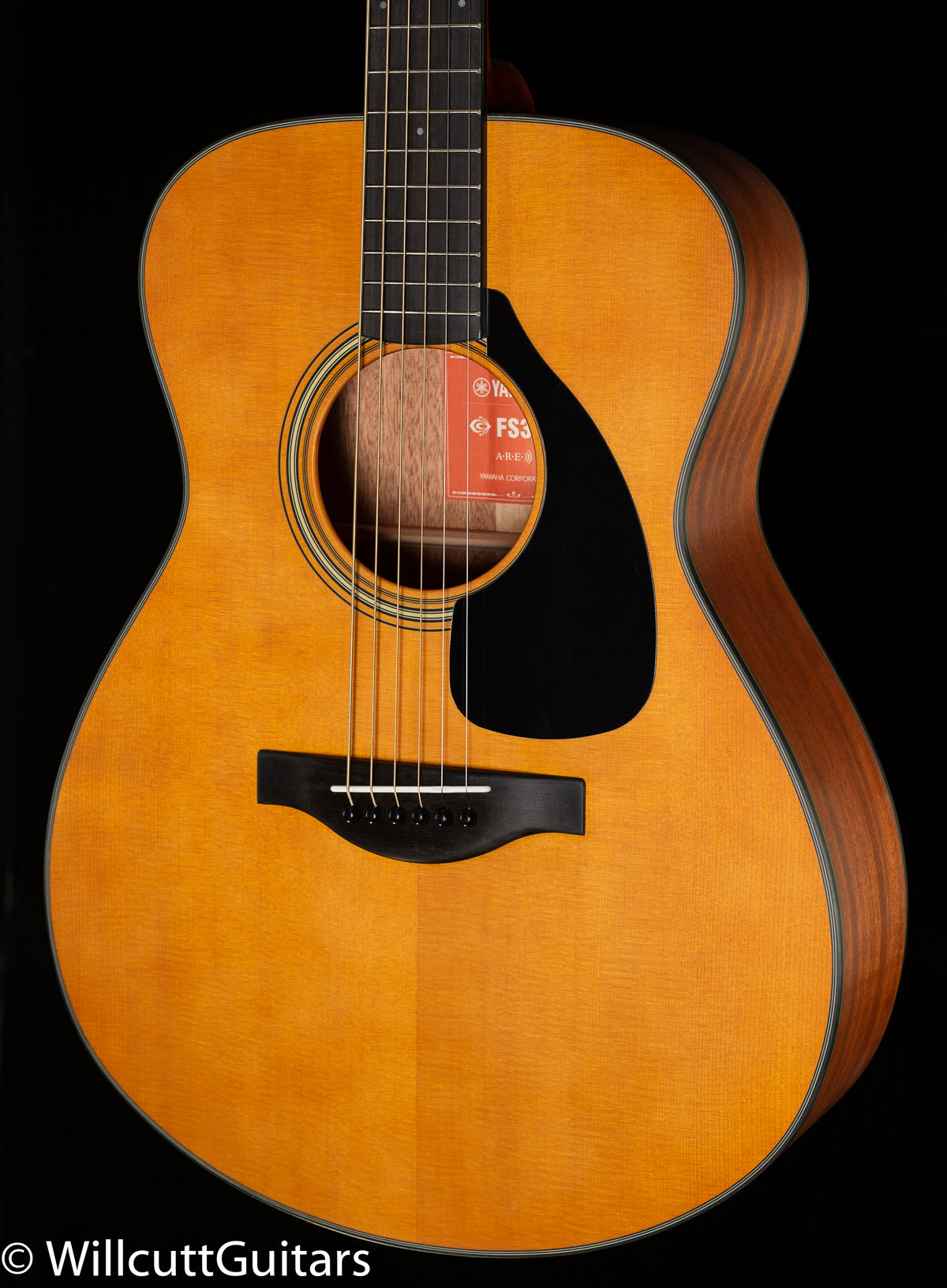 Yamaha FS3 RED LABEL SMALL BODY GUITAR (246)