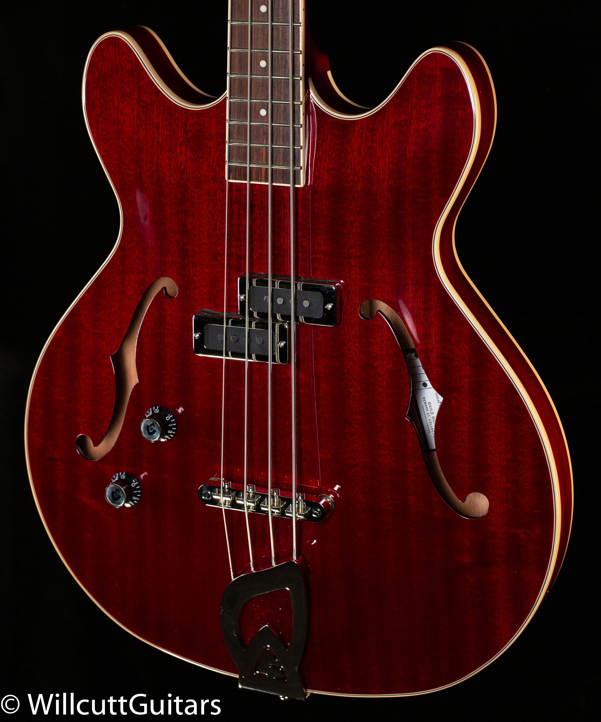 Guild Starfire I Bass Cherry Red (609) - Willcutt Guitars