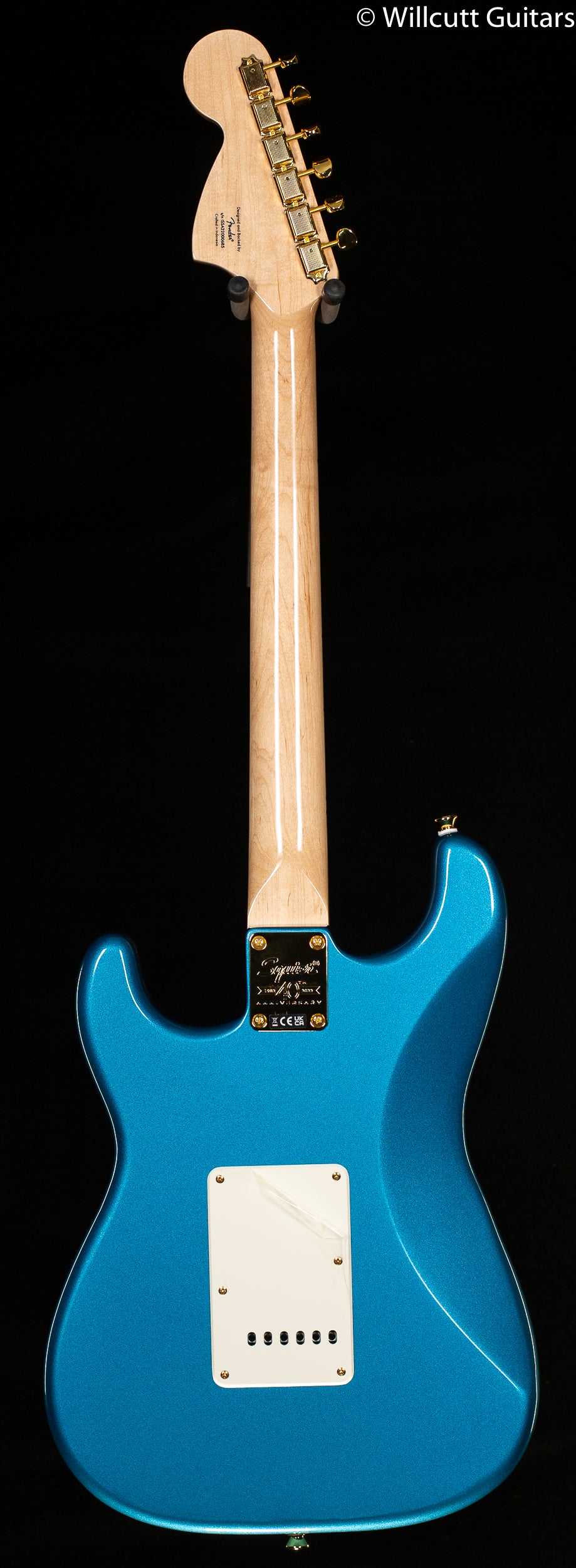 Squier 40th Anniversary Stratocaster Gold Edition Laurel Fingerboard Gold Anodized Pickguard Lake Placid Blue (685)