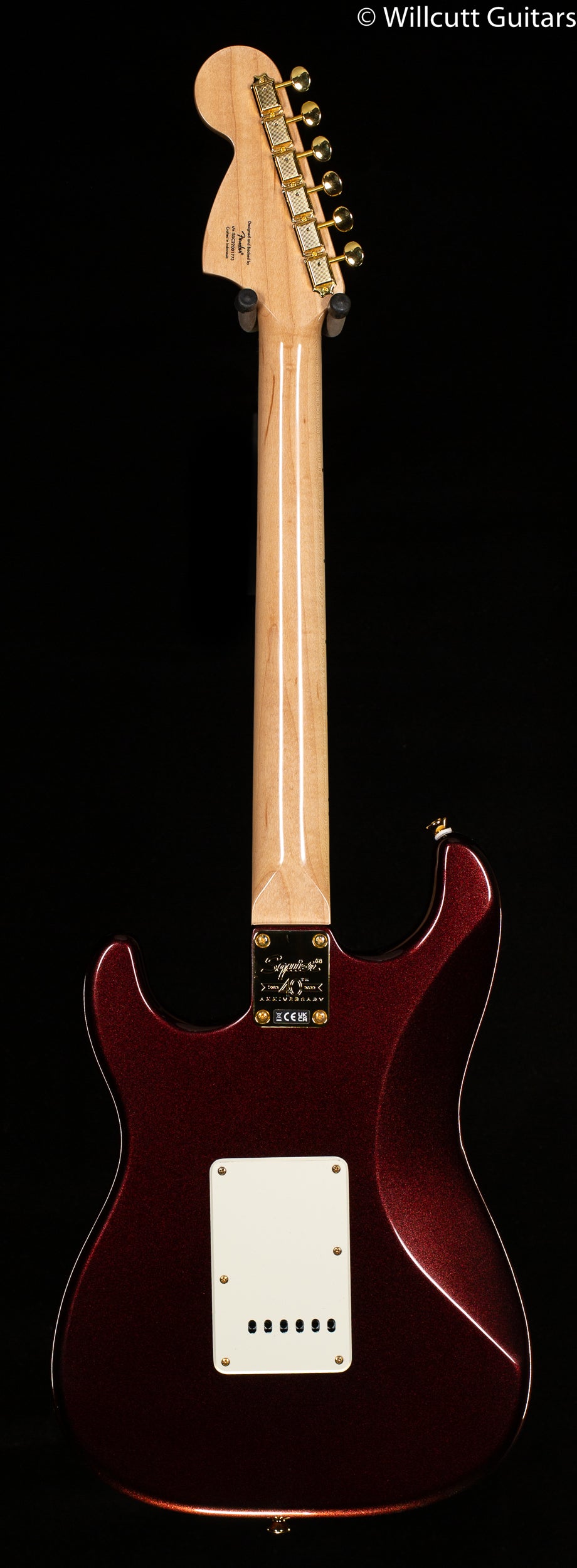 Squier 40th Anniversary Stratocaster Gold Edition Laurel Fingerboard Gold Anodized Pickguard, Ruby Red Metallic (773)