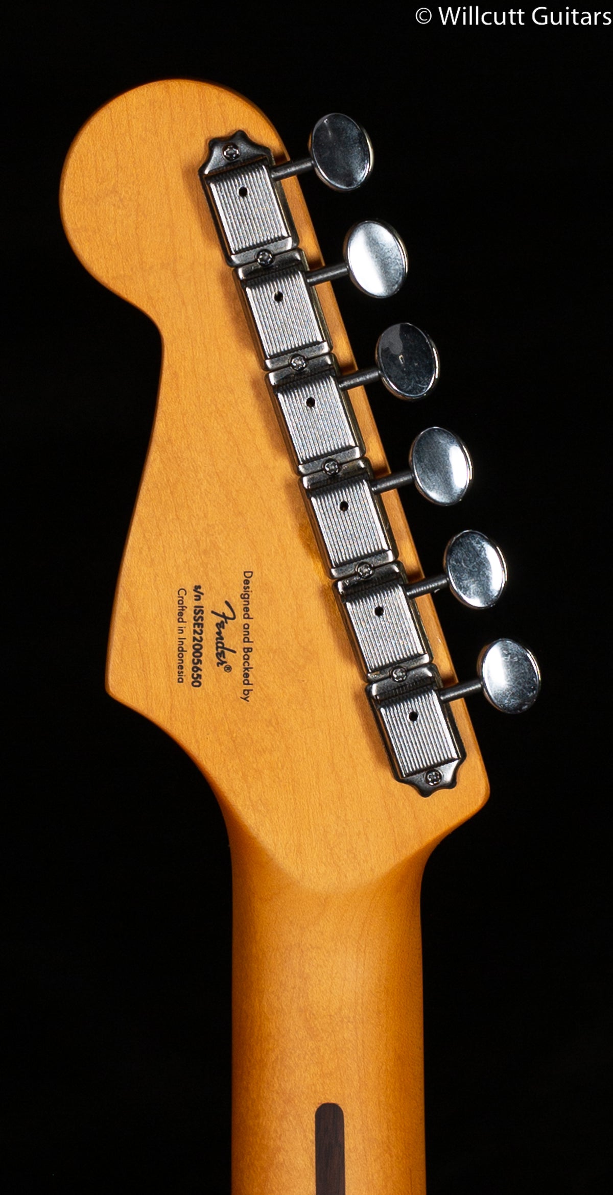 Squier 40th Anniversary Stratocaster, Vintage Edition, Maple Fingerboard, Gold Anodized Pickguard, Satin Sonic Blue (650)