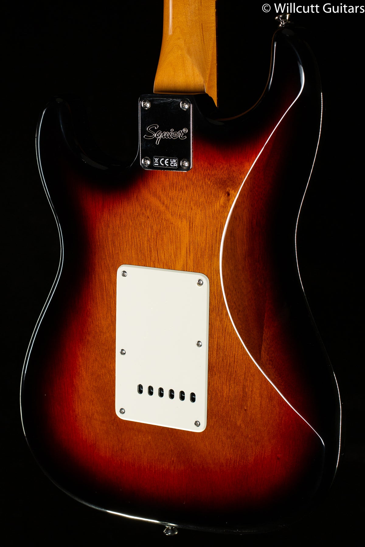 Squier Classic Vibe '60s Stratocaster®, Laurel Fingerboard, 3-Color Sunburst