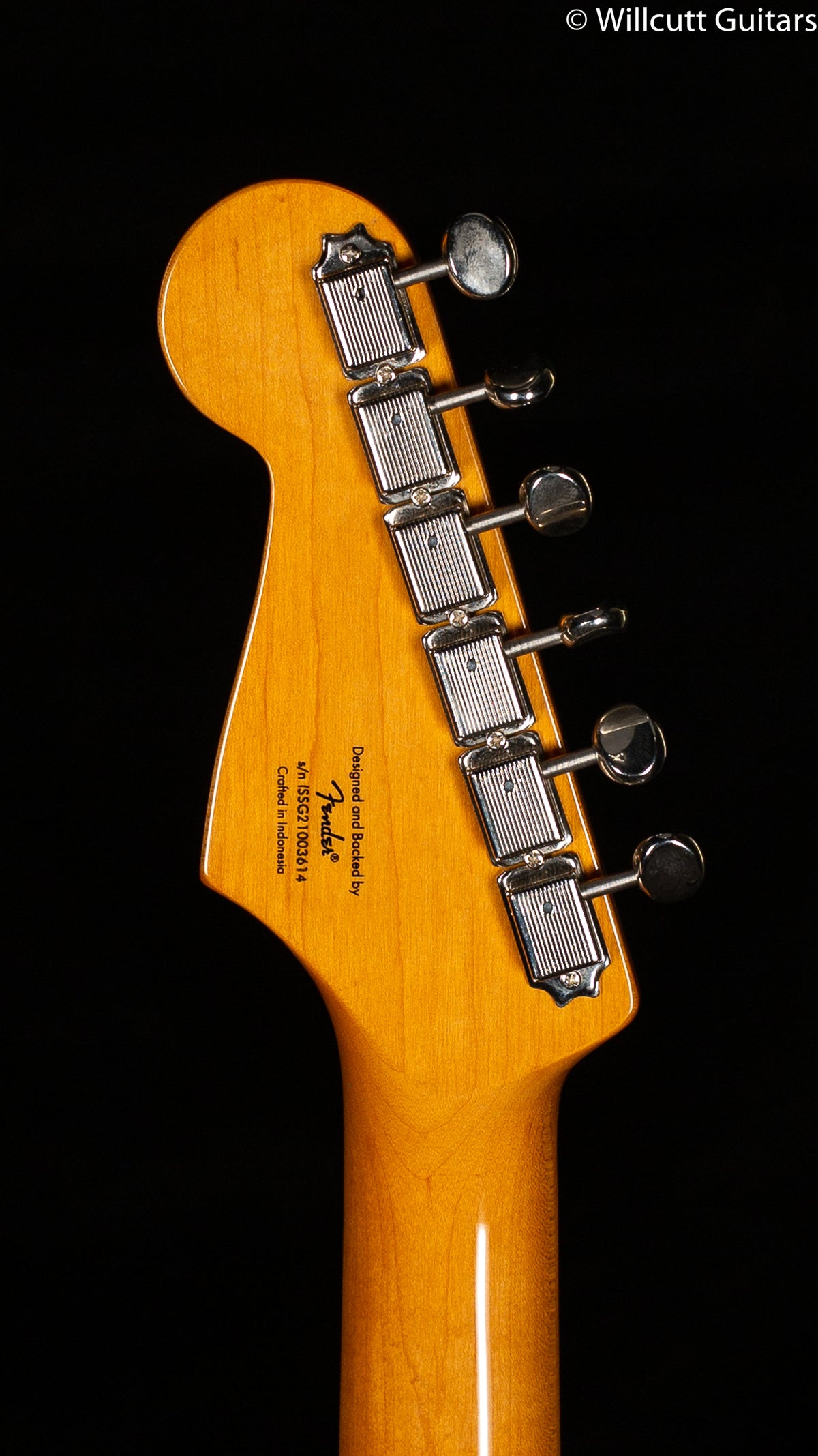 Squier Classic Vibe '60s Stratocaster®, Laurel Fingerboard, 3-Color Sunburst