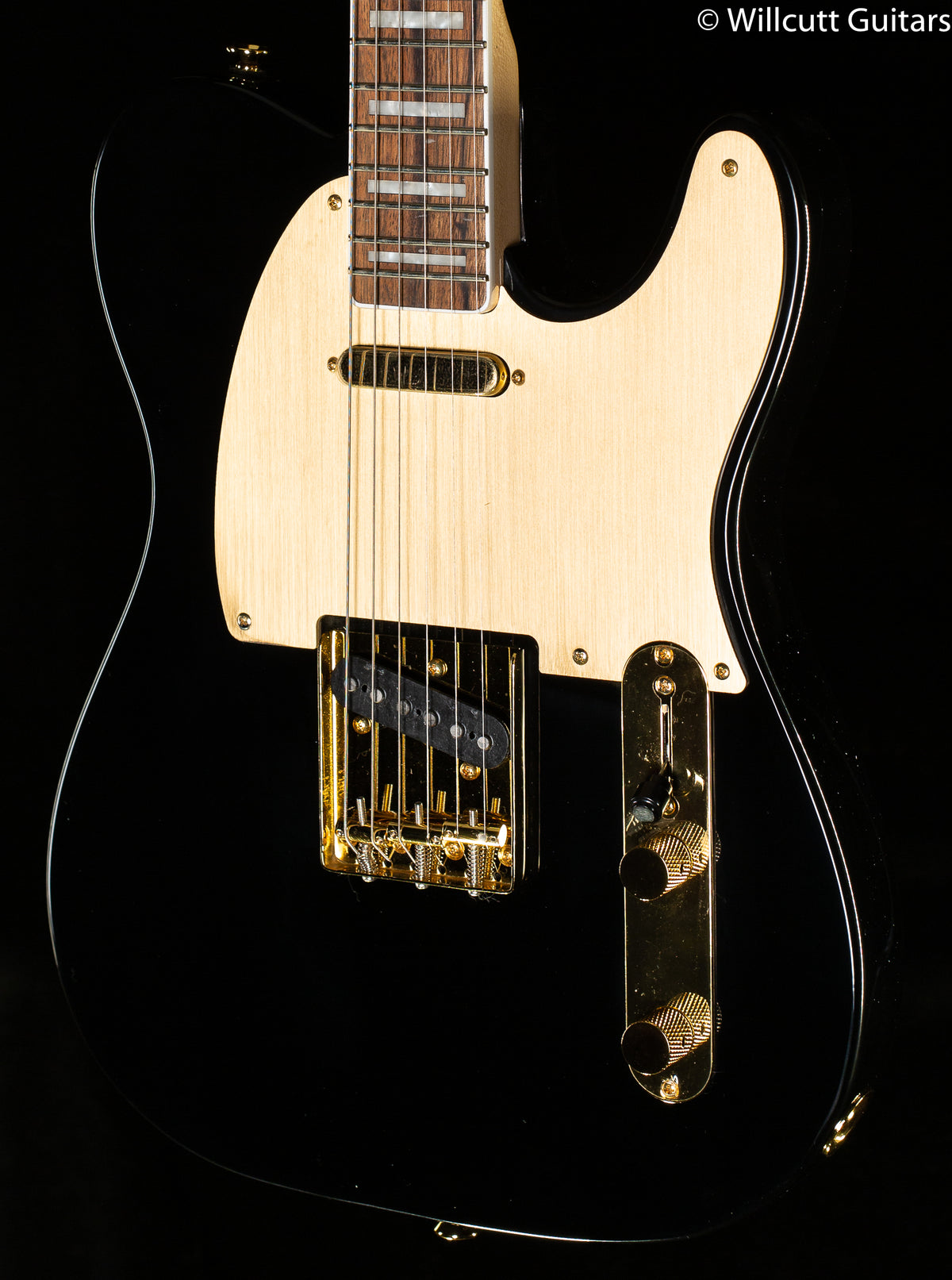 Squier 40th Anniversary Telecaster, Gold Edition, Laurel Fingerboard, Gold Anodized Pickguard, Black (065)